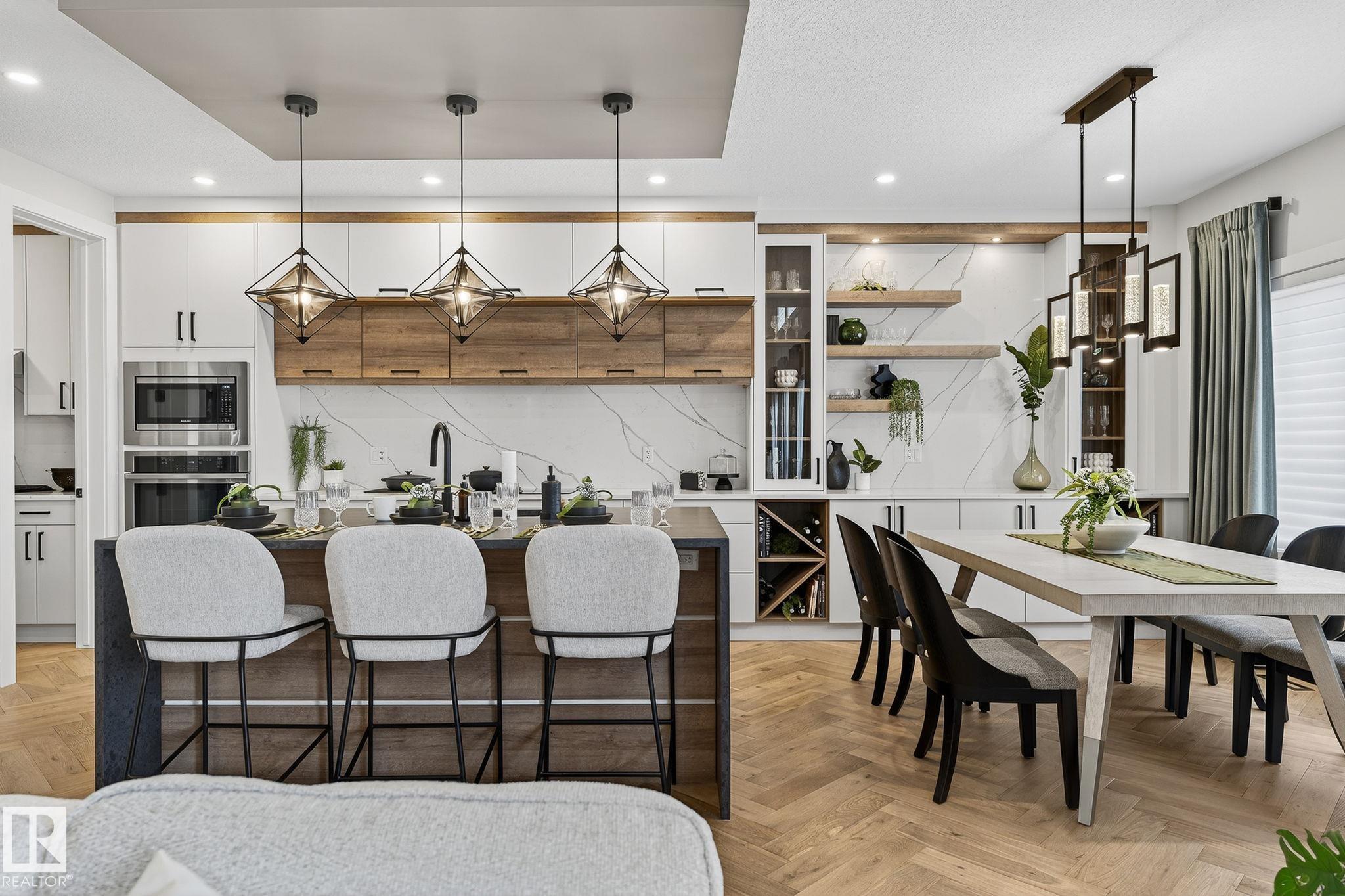 2 St Nw Unit 17124 St, Edmonton, AB T5Y 4G5