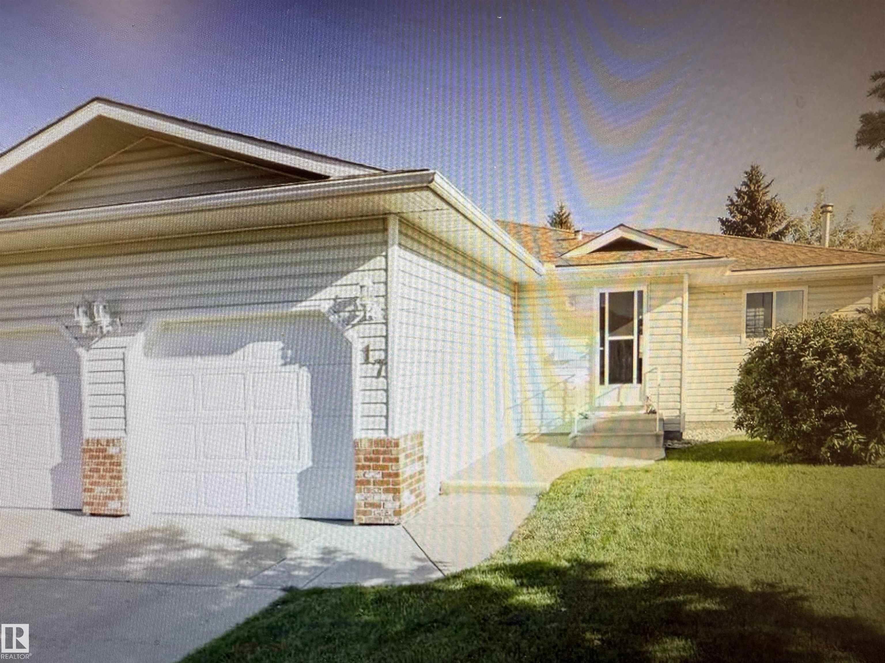 7 Cranford Way, Sherwood Park, AB T8H 5W5