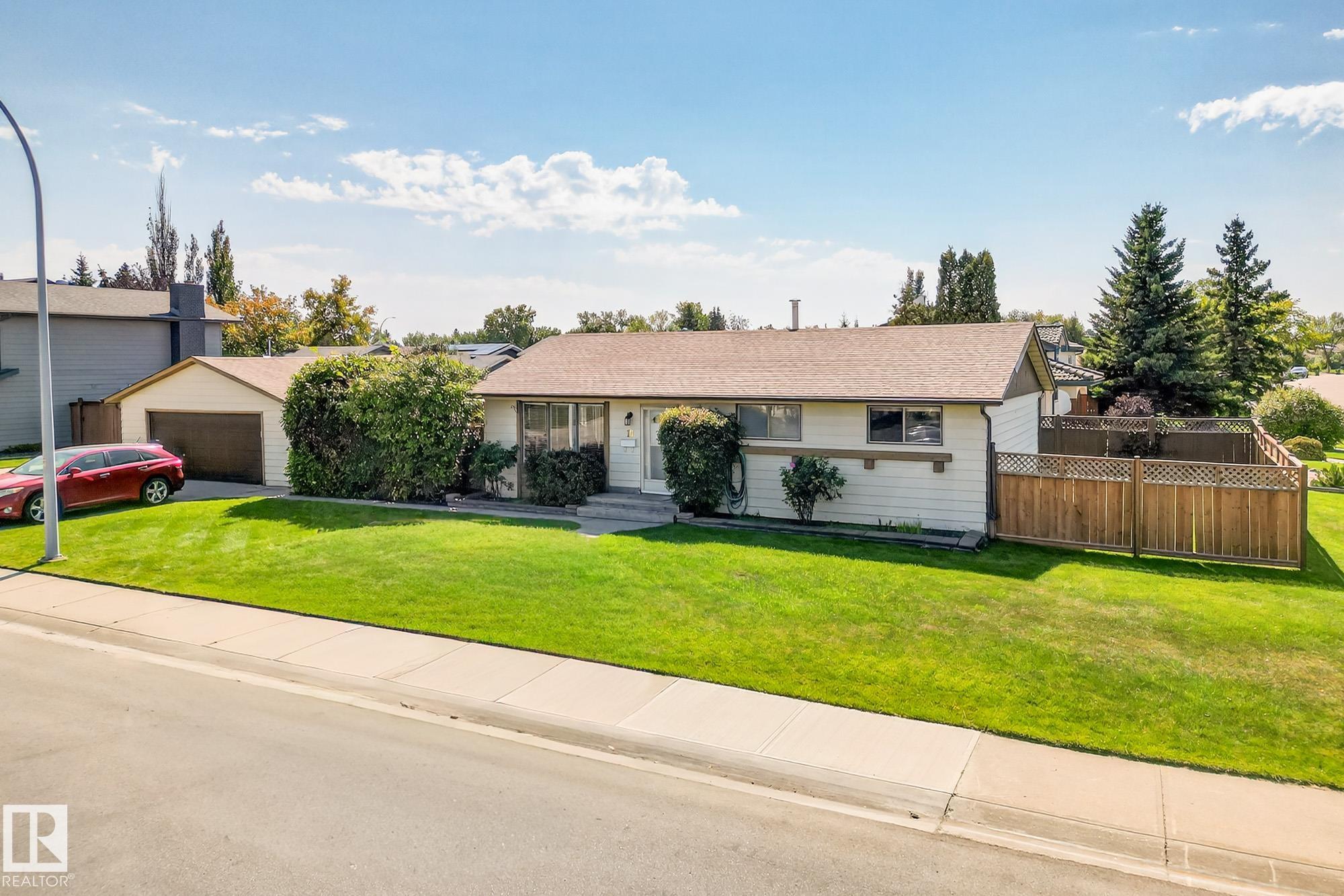 19 Southpark Dr, Leduc, AB T9E 4V4