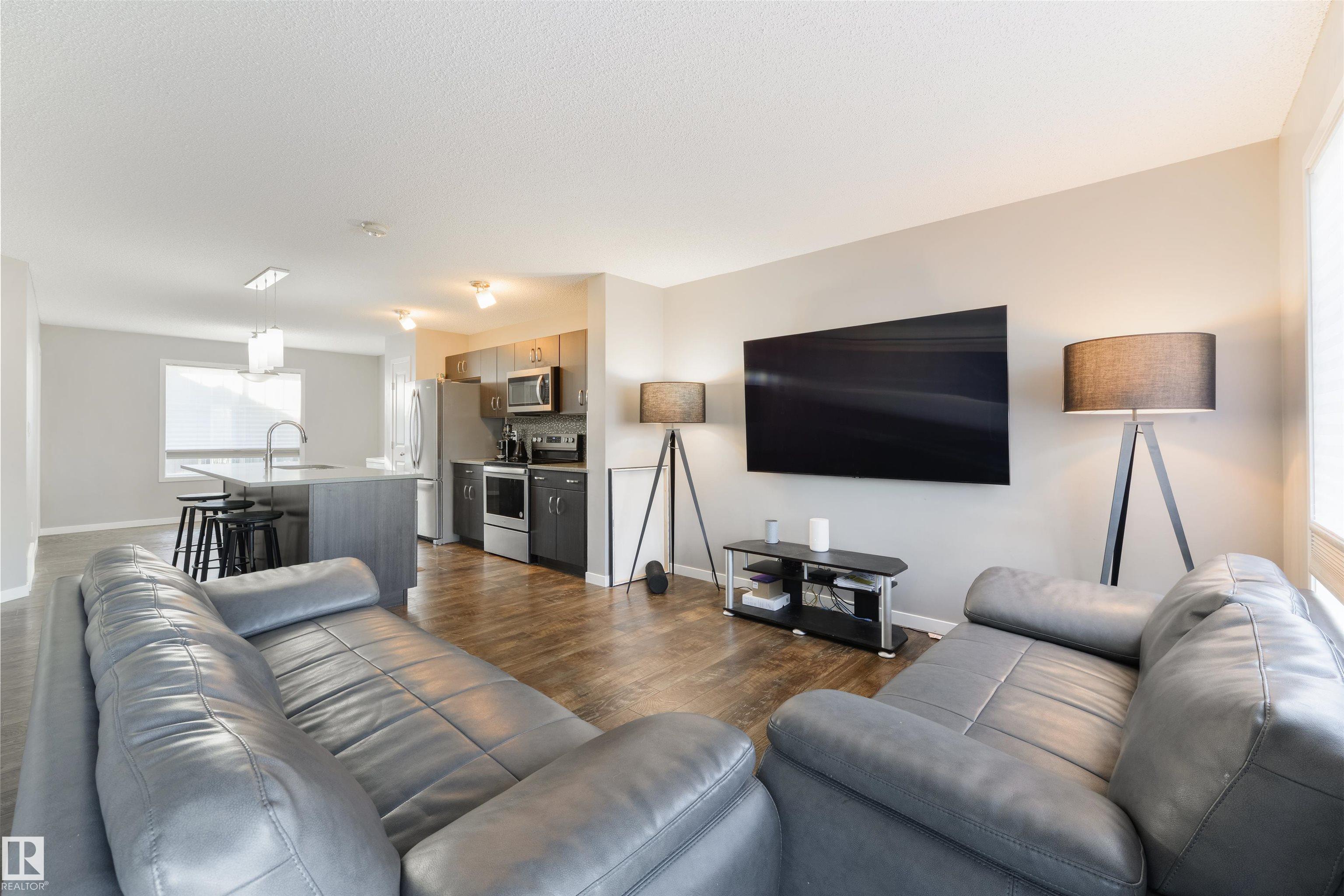 3305 Orchards Link Southwest #132, Edmonton, AB T6X 2H1