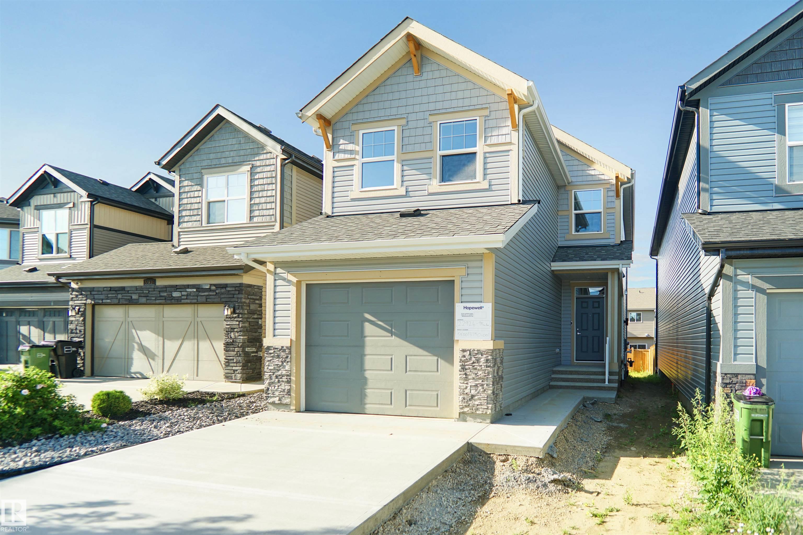 95 Av Nw Unit 22926 Ave #a, Edmonton, AB T5T 7H5