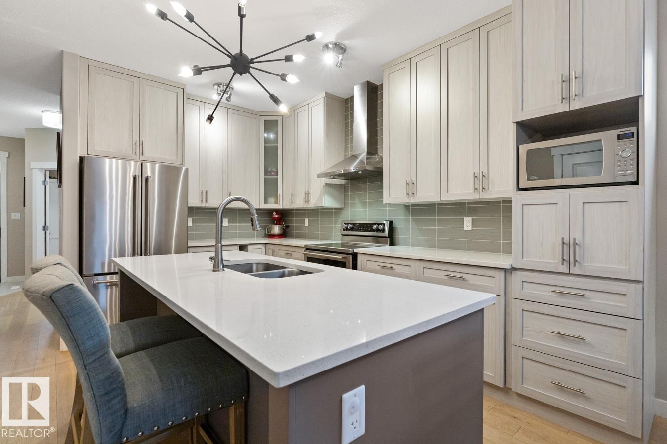 155 St Nw Unit 9535 St, Edmonton, AB T5P 2K3