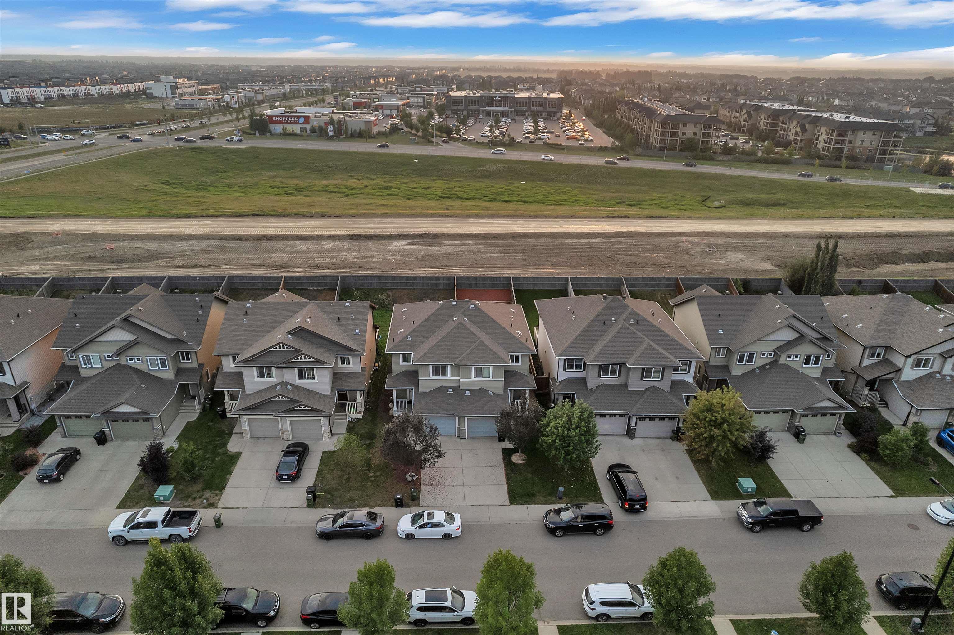 7301 Armour Cr Cres SW, Edmonton, AB T6W 2S2