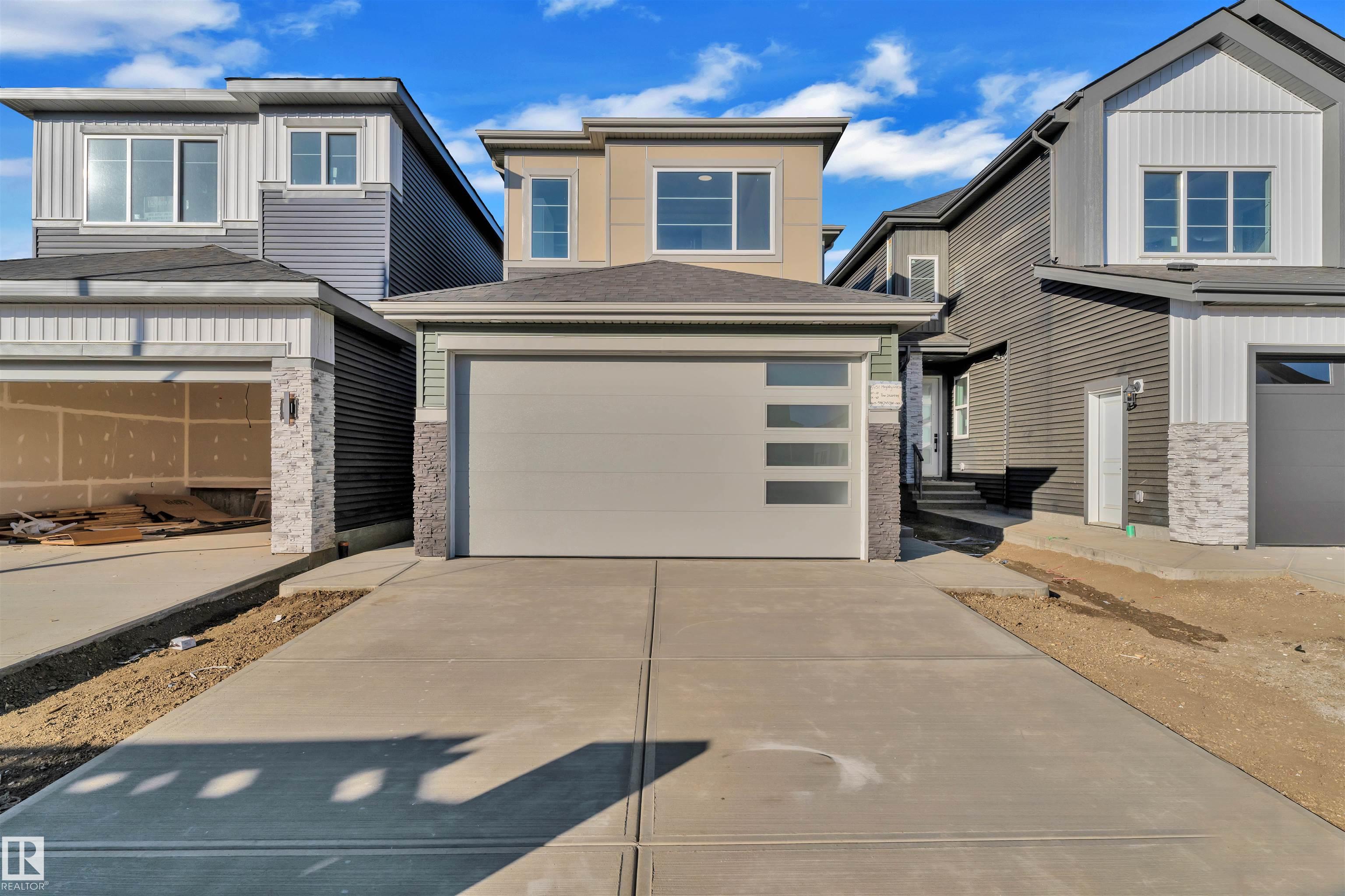 8451 Mayday Link SW, Edmonton, AB T6X 3G1
