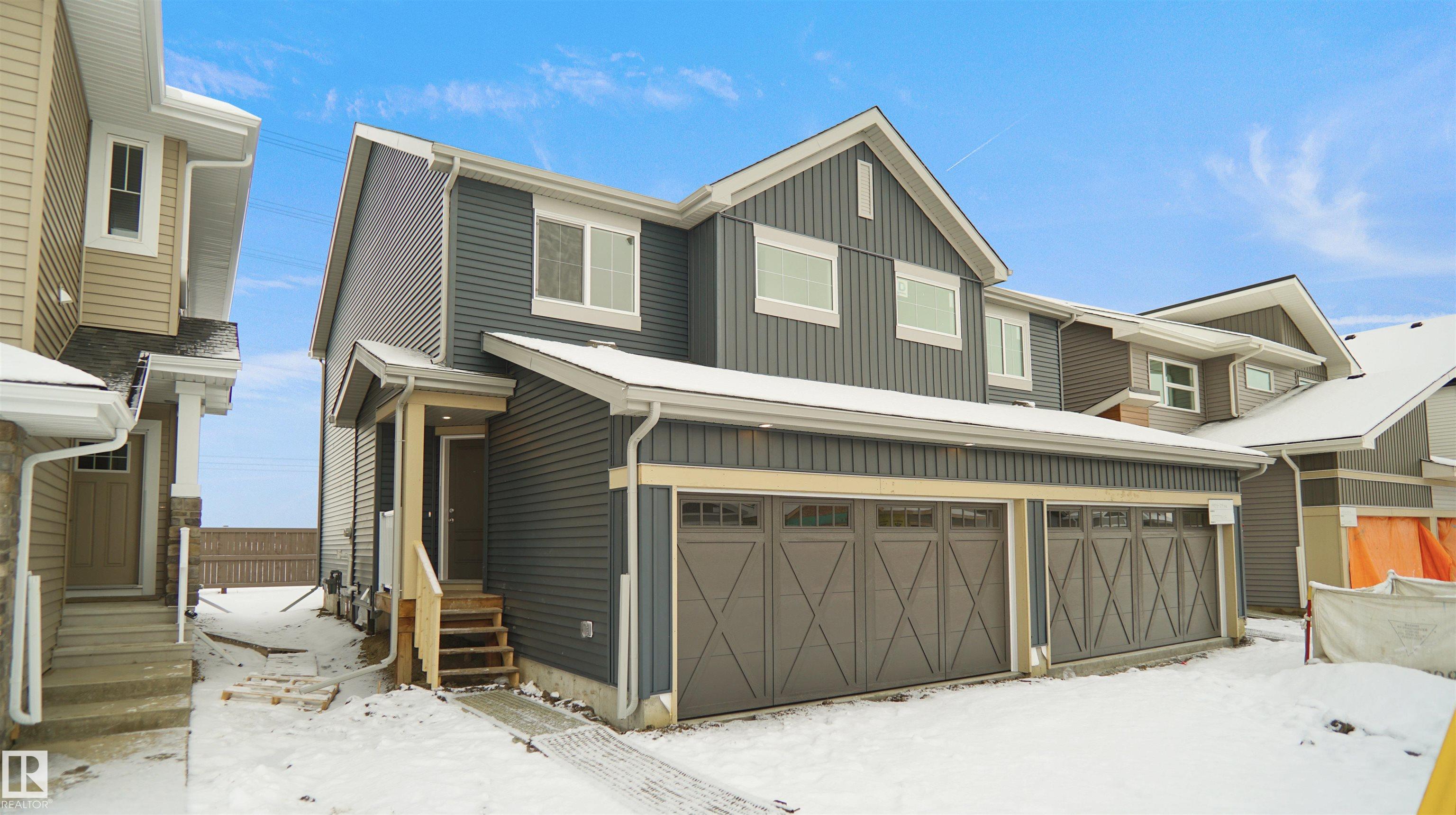 29 Av Nw Unit 19014 Ave, Edmonton, AB T6M 3C3