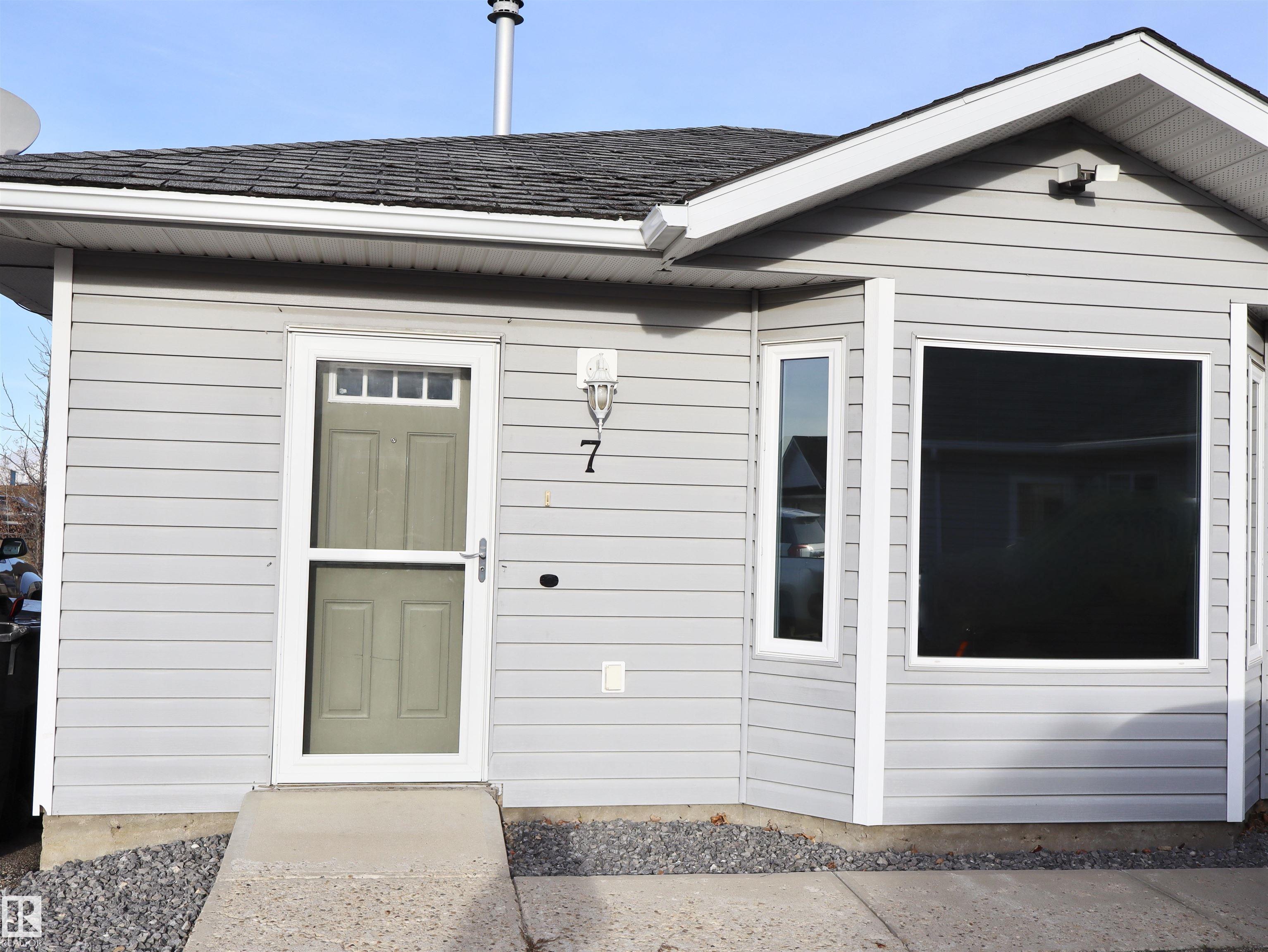 5831 46 Street #unit 7, Barrhead, AB T7N 0A4