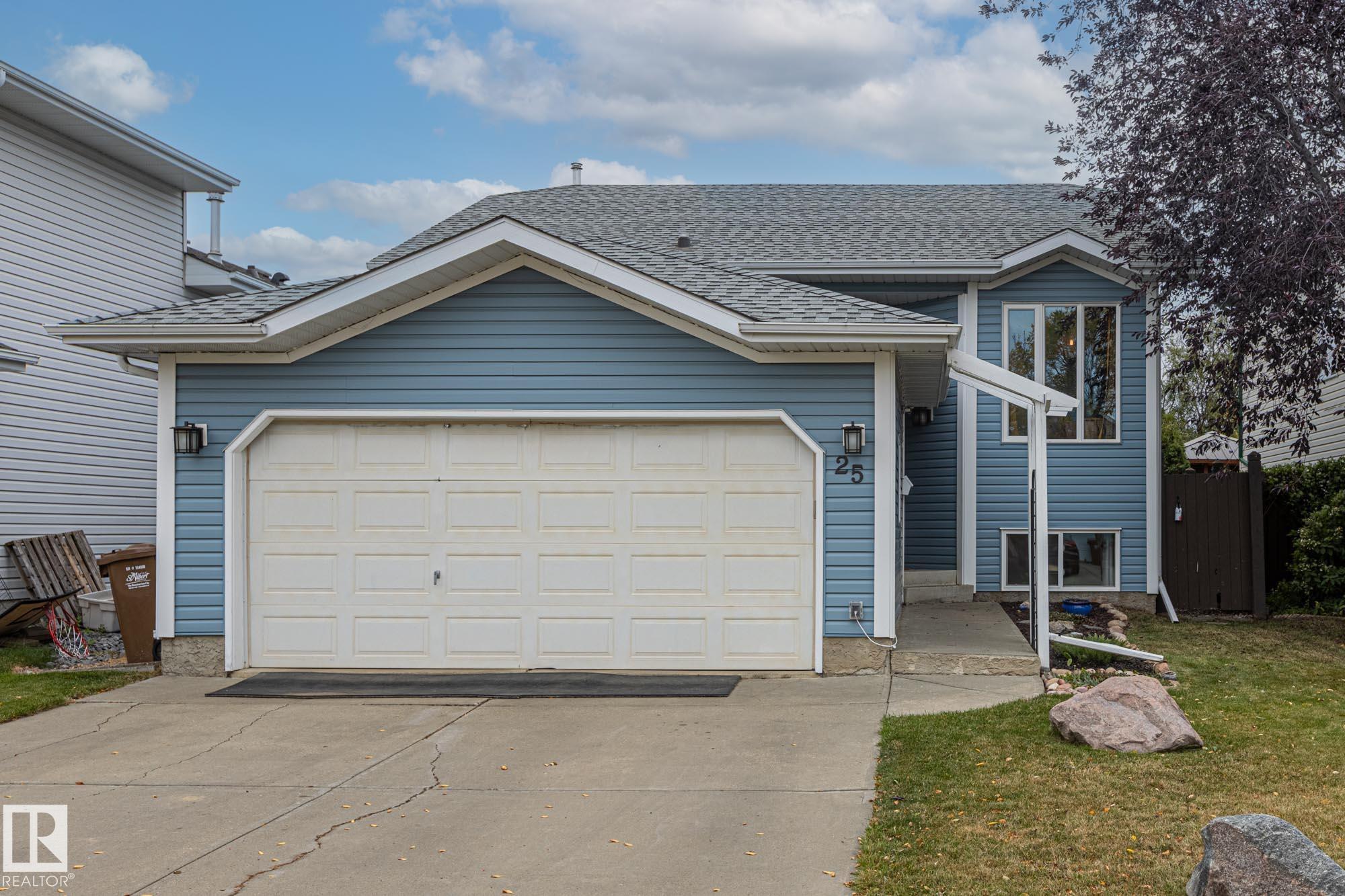 25 Durocher St, St. Albert, AB T8N 6M1