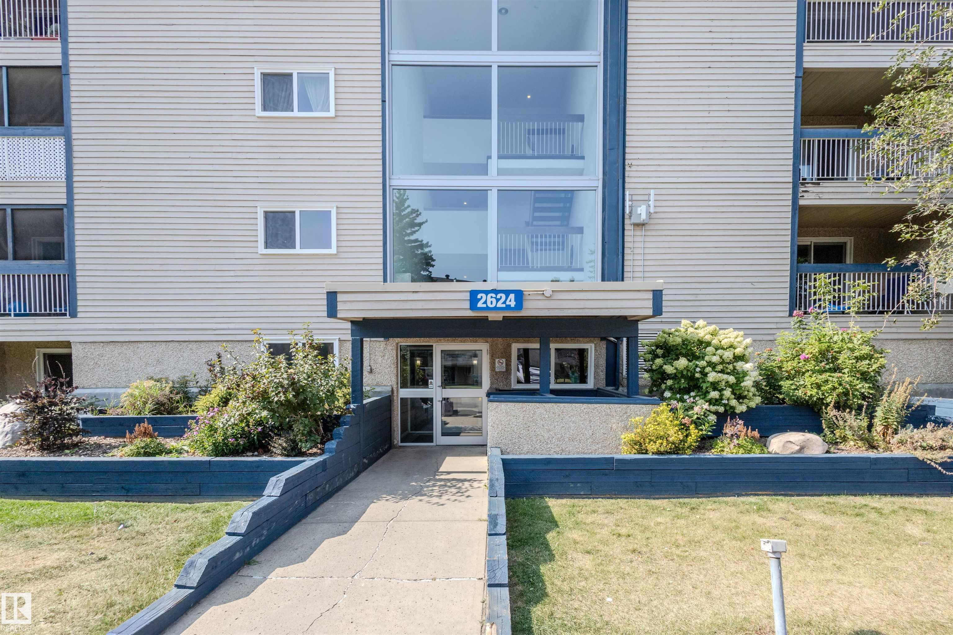 2624 Mill Woods Road East #311, Edmonton, AB T6L 5K7