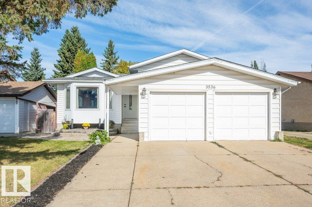19 Av Nw Unit 3536 Ave, Edmonton, AB T6L 2Z9