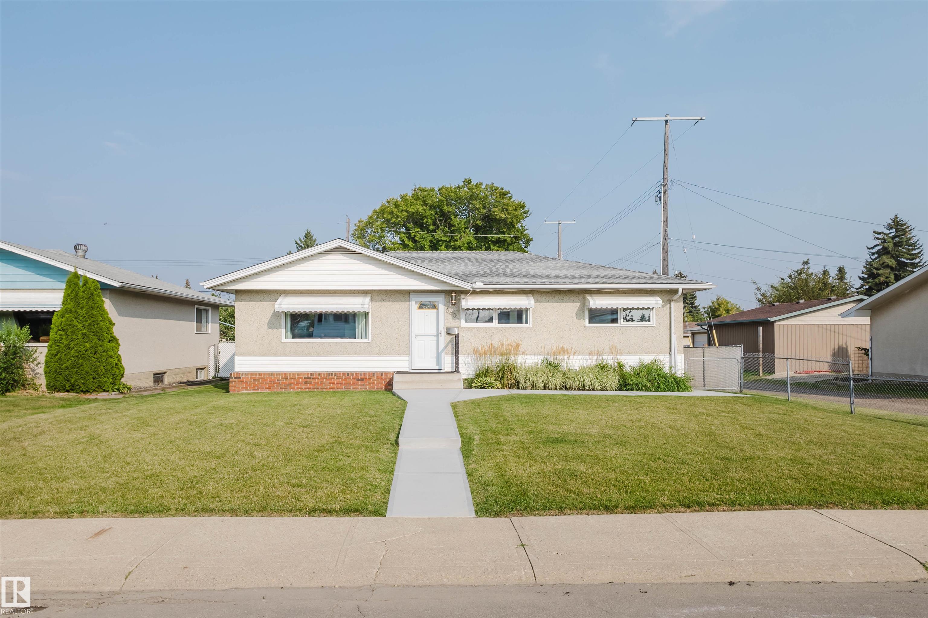 73 St Nw Unit 8607 St, Edmonton, AB T6B 1Z9