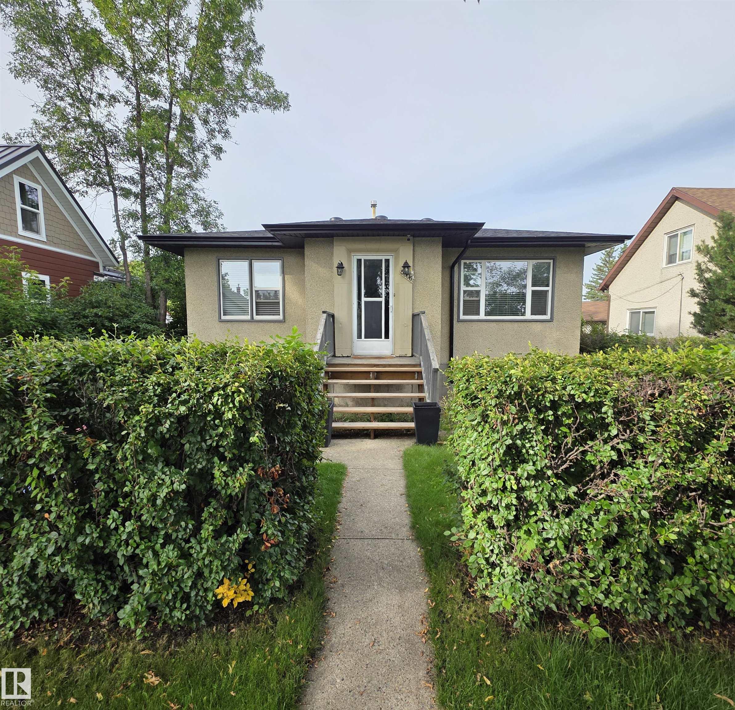 55 Av Unit 5006 Ave, Ponoka, AB T4J 1H3