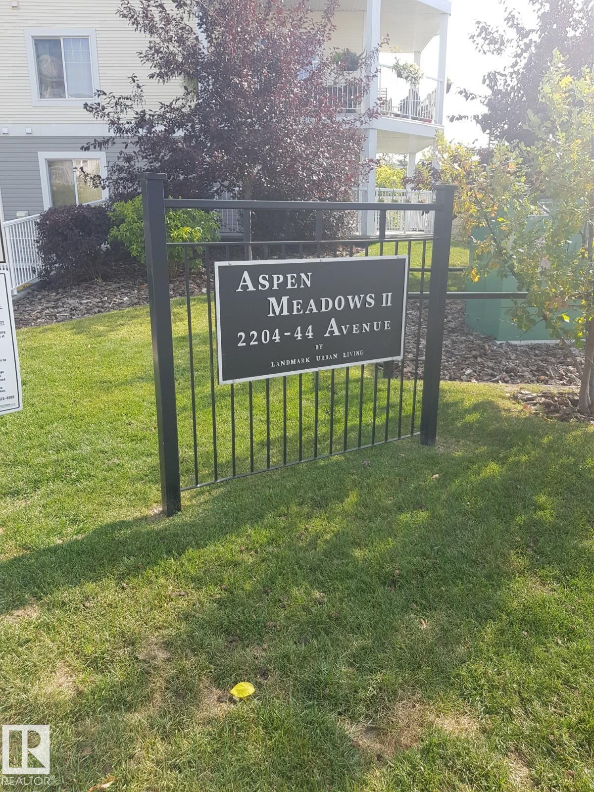 2204 44 Avenue Northwest #117, Edmonton, AB T6T 0G5