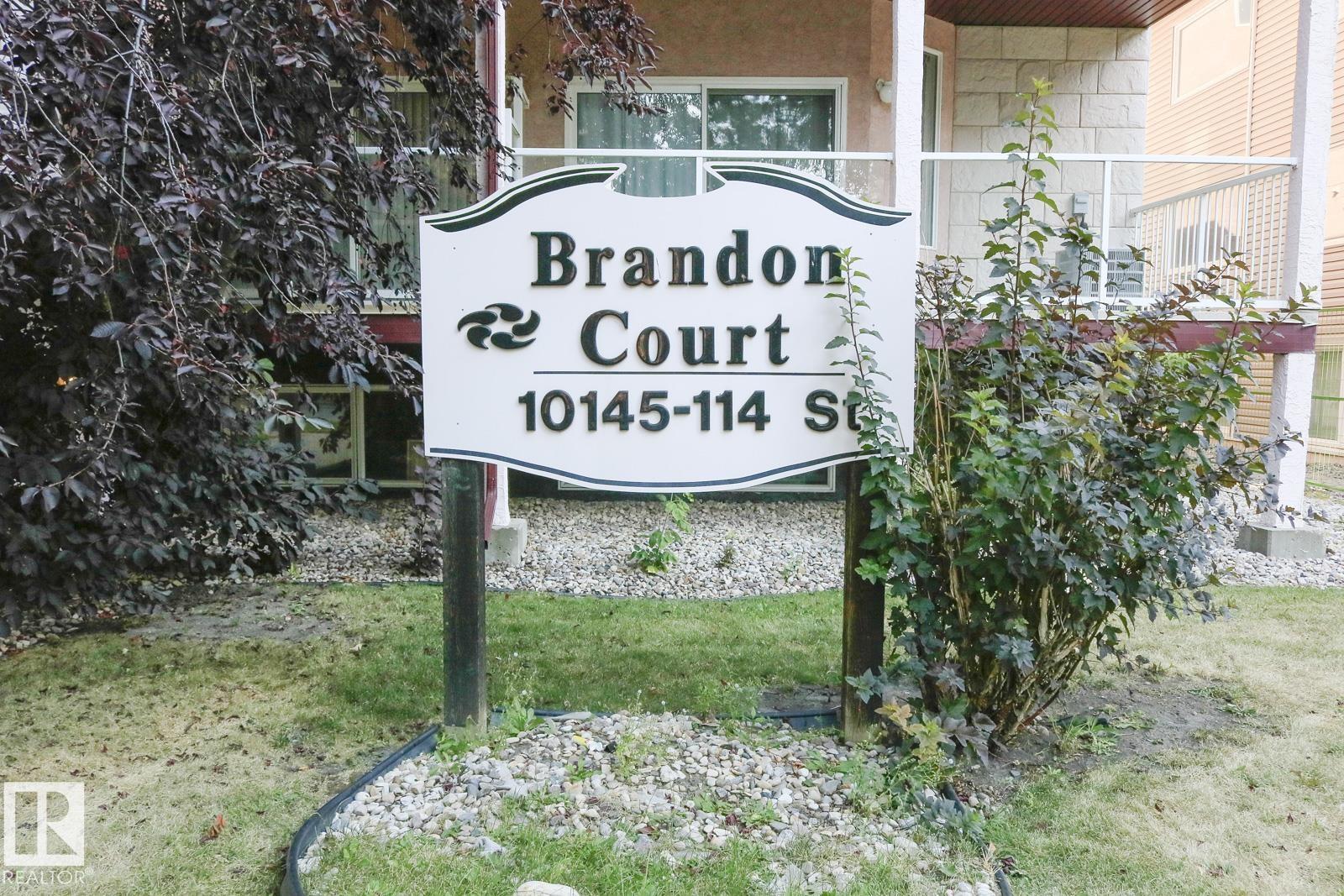 10145 114 Street Northwest #100, Edmonton, AB T5K 1R8