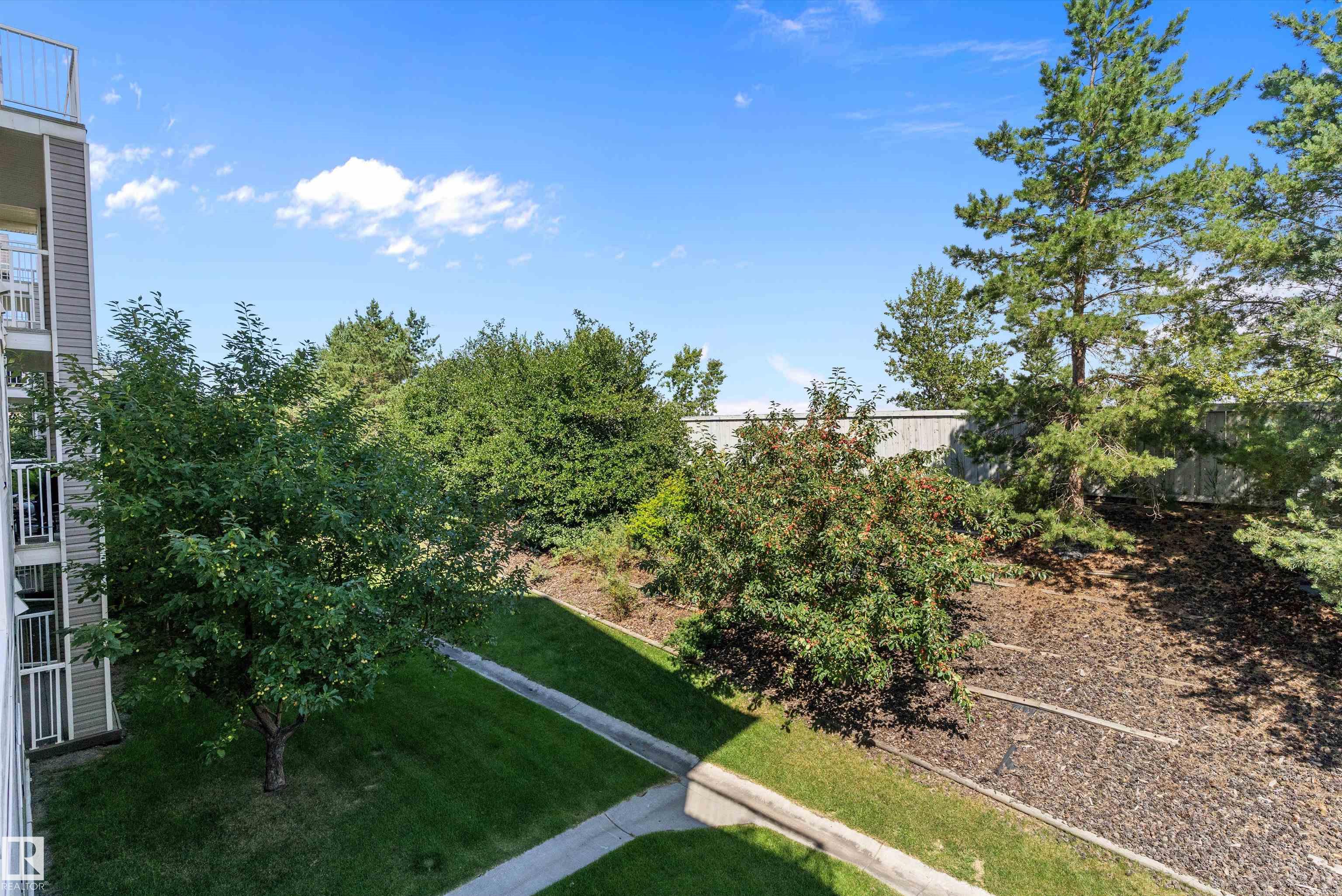 4407 23 Street Northwest #219, Edmonton, AB T6T 0B6