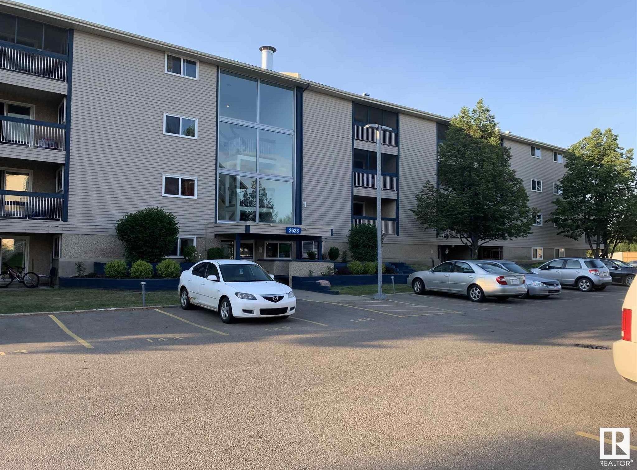 2628 Mill Woods Road East #302, Edmonton, AB T6L 5K8