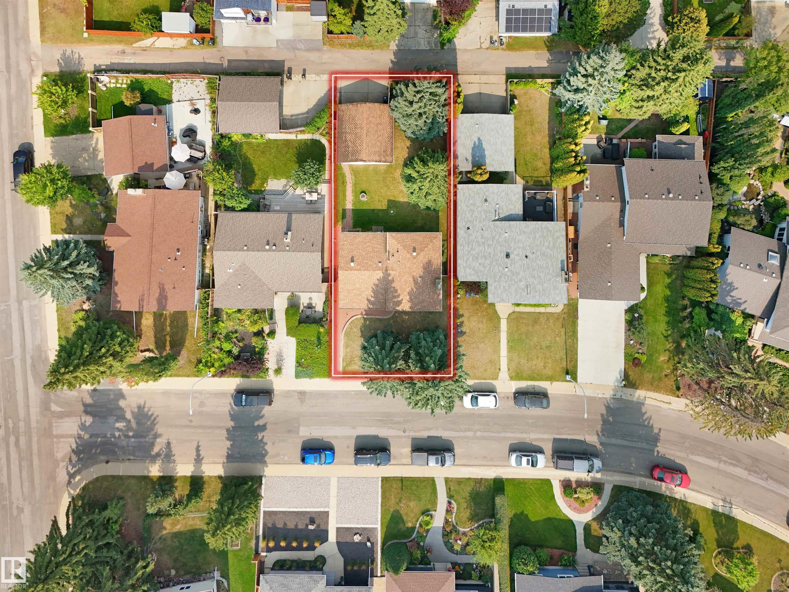 49 Av Nw Unit 14324 Ave, Edmonton, AB T6H 0H8