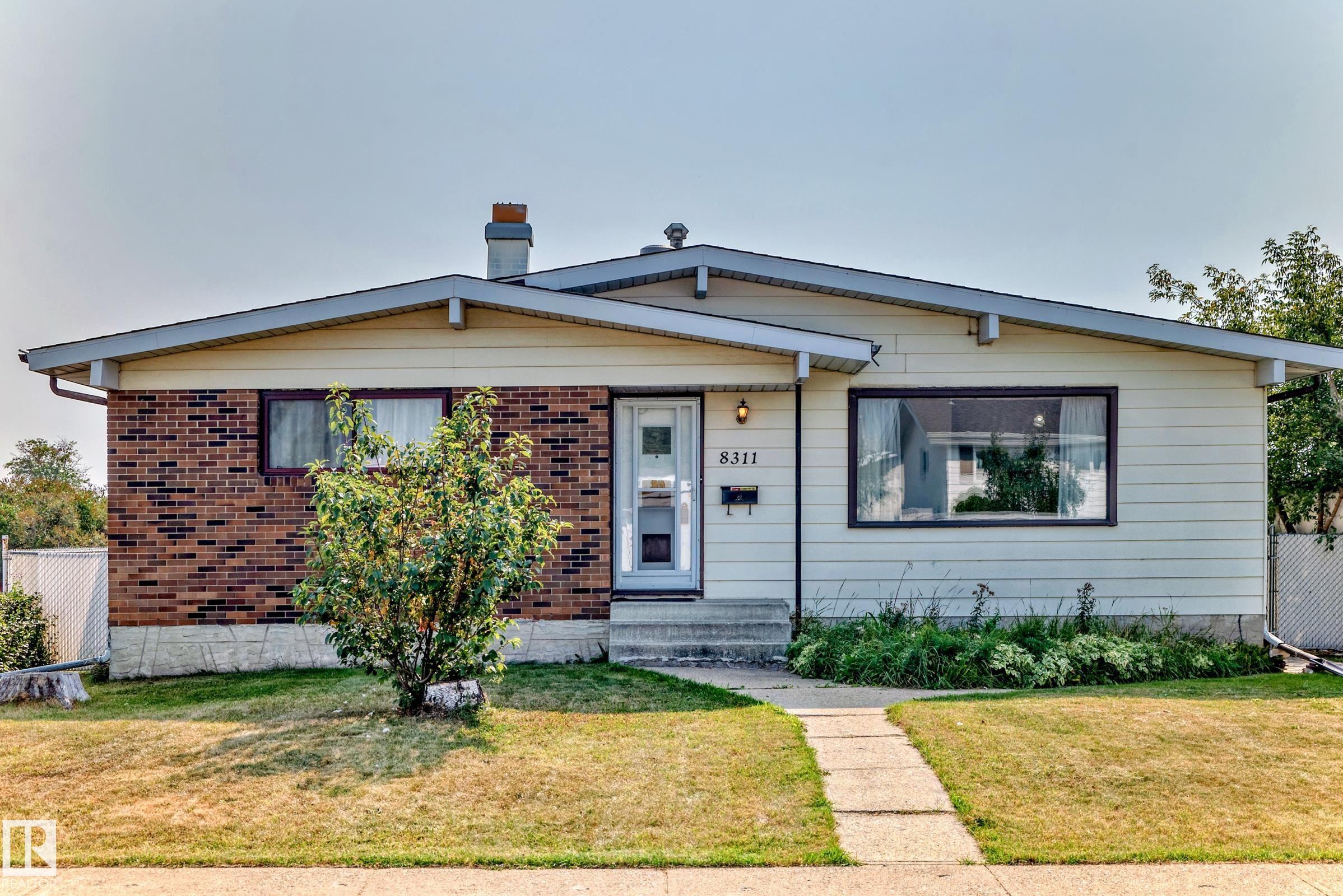 150 Av Nw Unit 8311 Ave, Edmonton, AB T5E 1B9