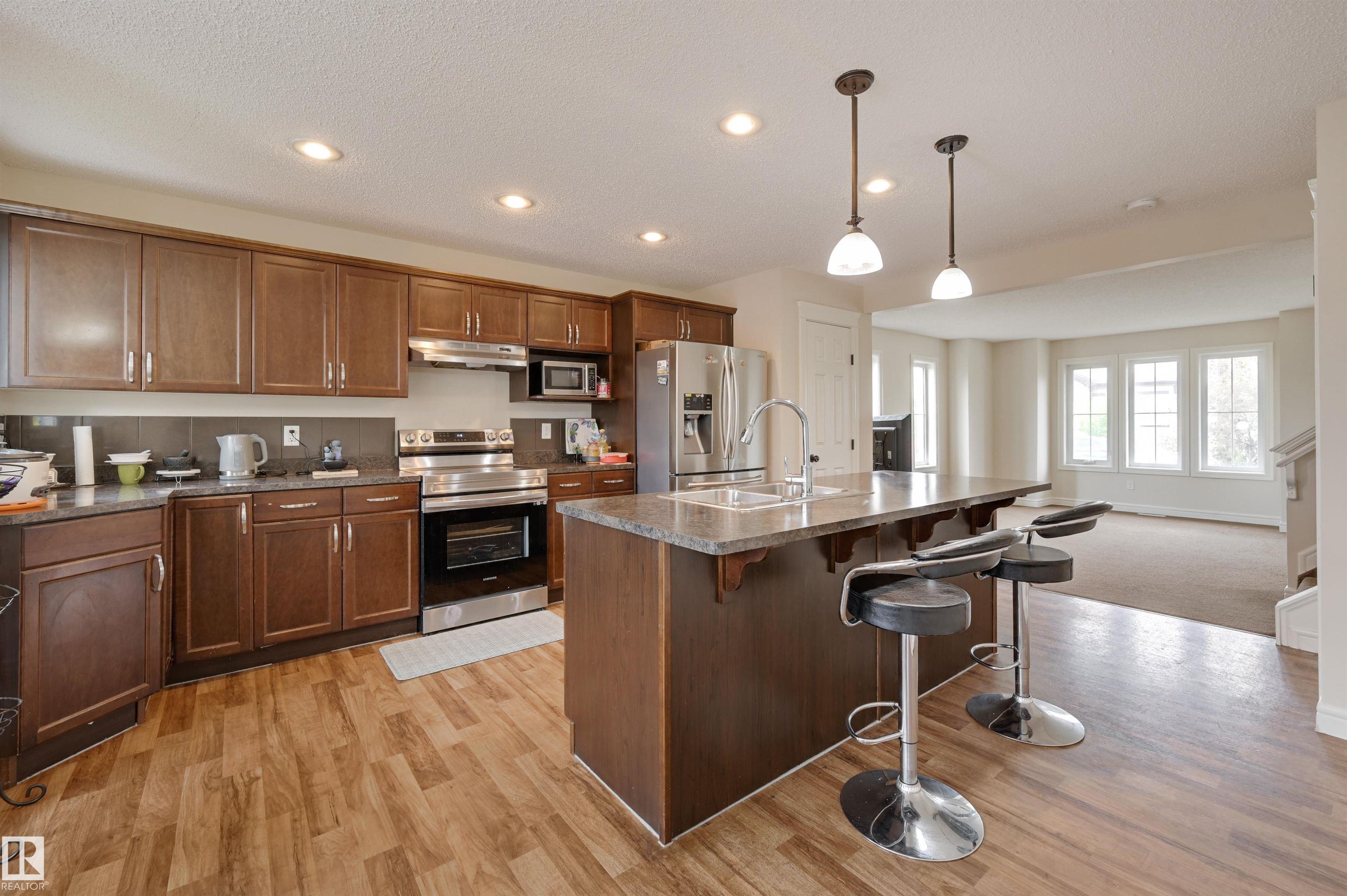 52 St Sw Unit 1807 St, Edmonton, AB T6X 1Y1