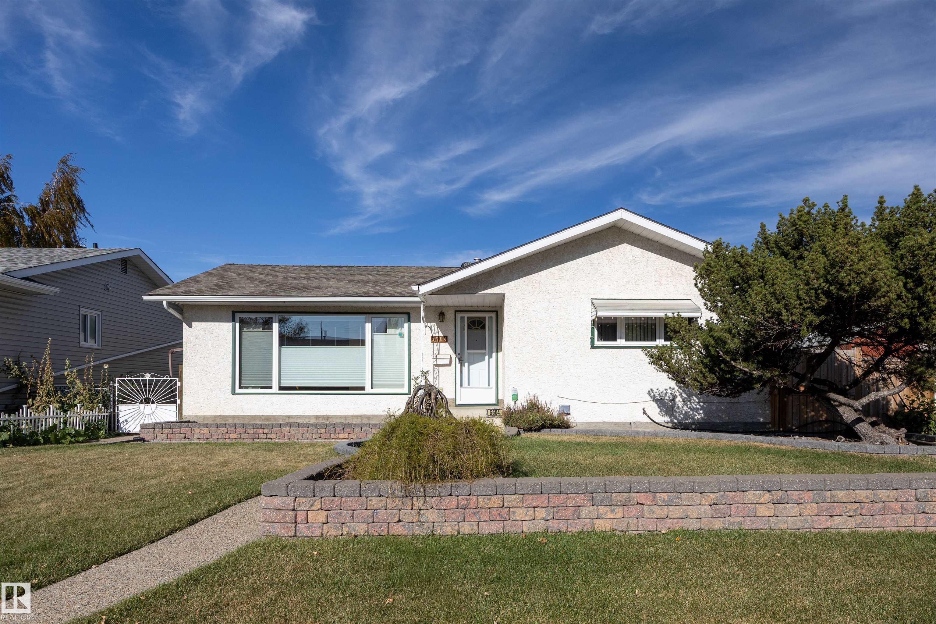 94 Av Nw Unit 5604 Ave #a, Edmonton, AB T6B 0Y5