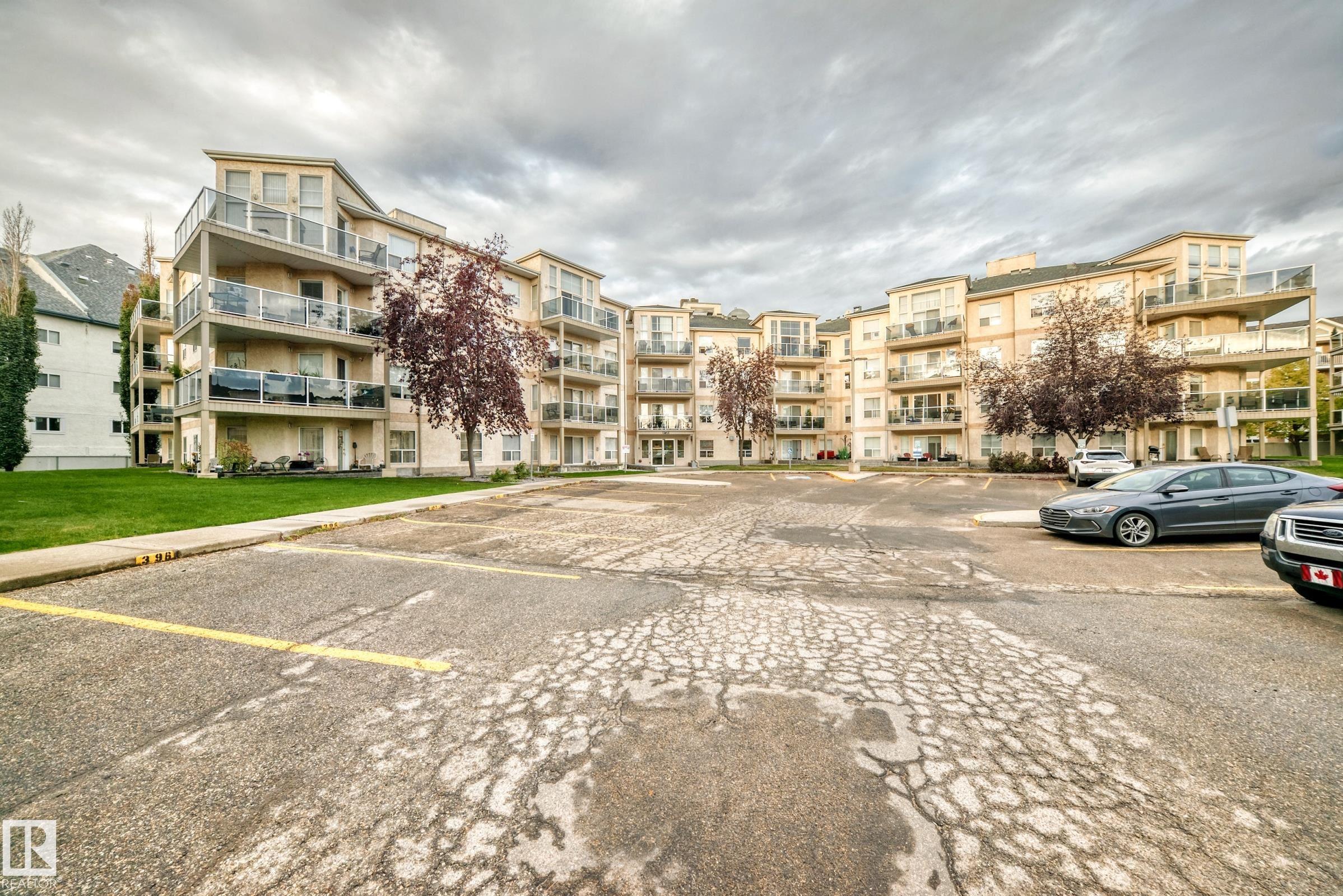 9730 174 Street Northwest #116, Edmonton, AB T5T 6J4
