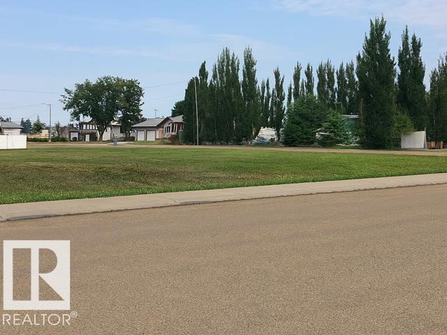 49 St Unit 5926 St, Vegreville, AB T9C 1H5