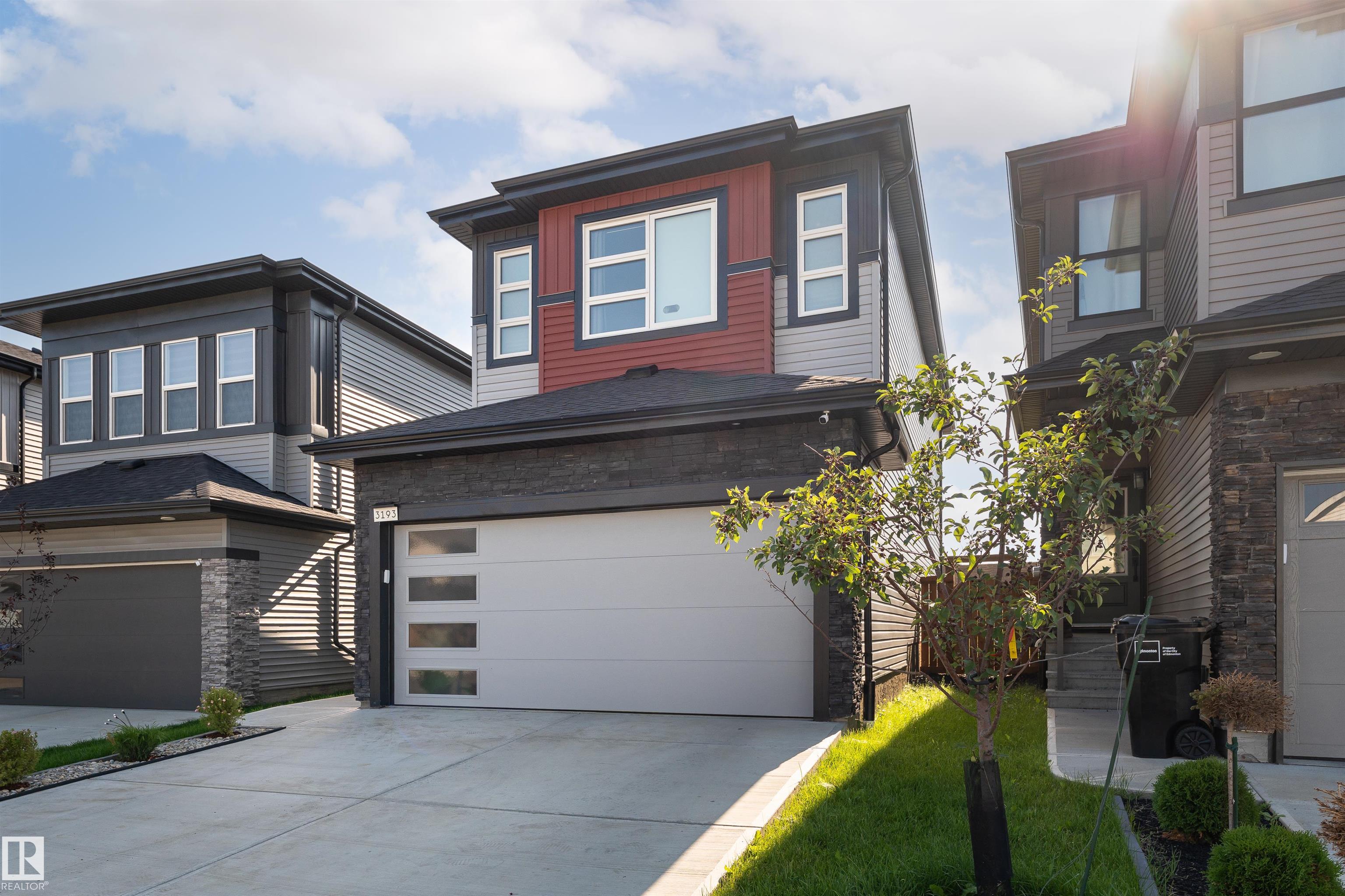 3193 Checknita Way SW, Edmonton, AB T6W 4W7