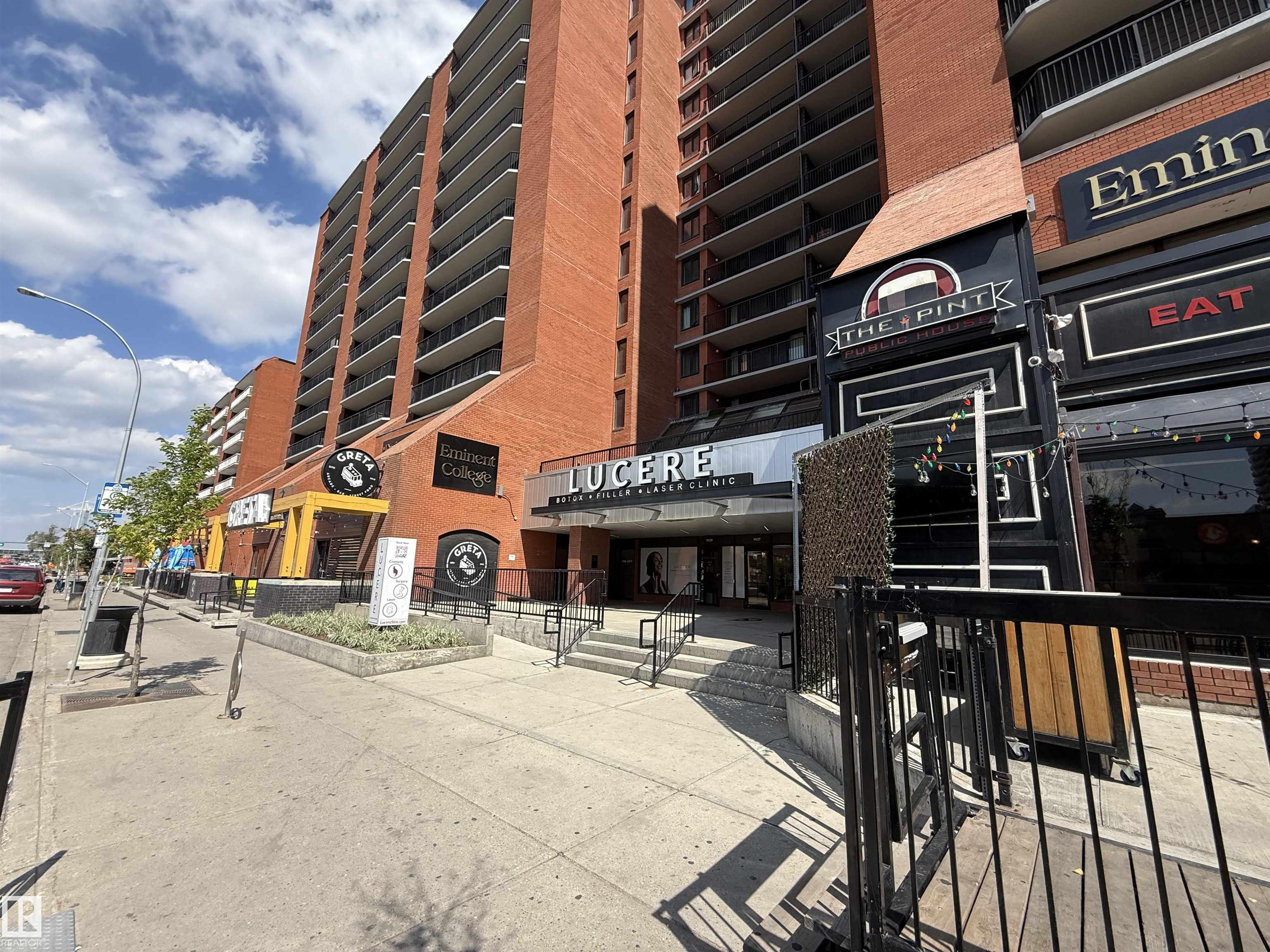 10145 109 Street Northwest #409, Edmonton, AB T5J 3M5
