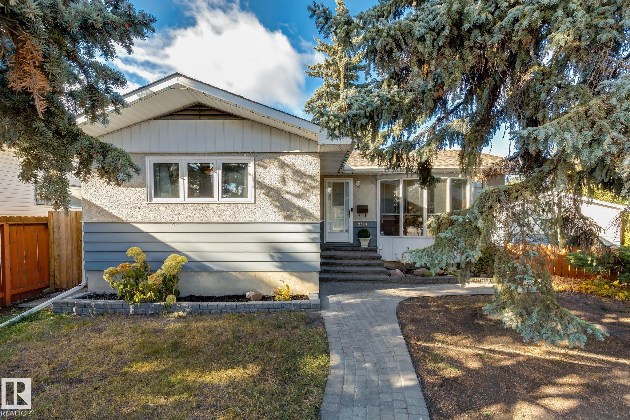 161 St Nw Unit 9324 St, Edmonton, AB T5R 2L4