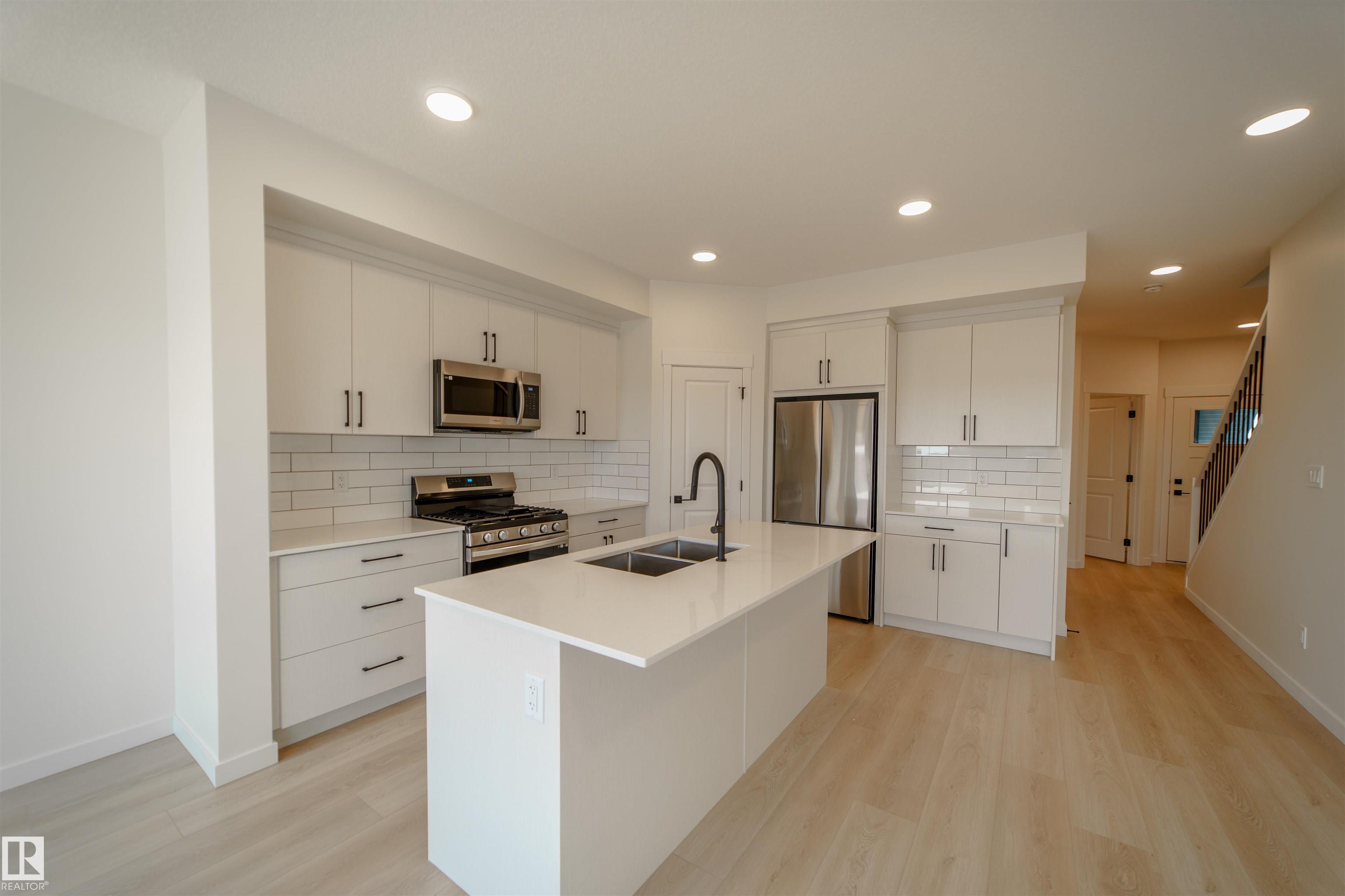 1303 Podersky Wd Wynd SW, Edmonton, AB T6W 5E4