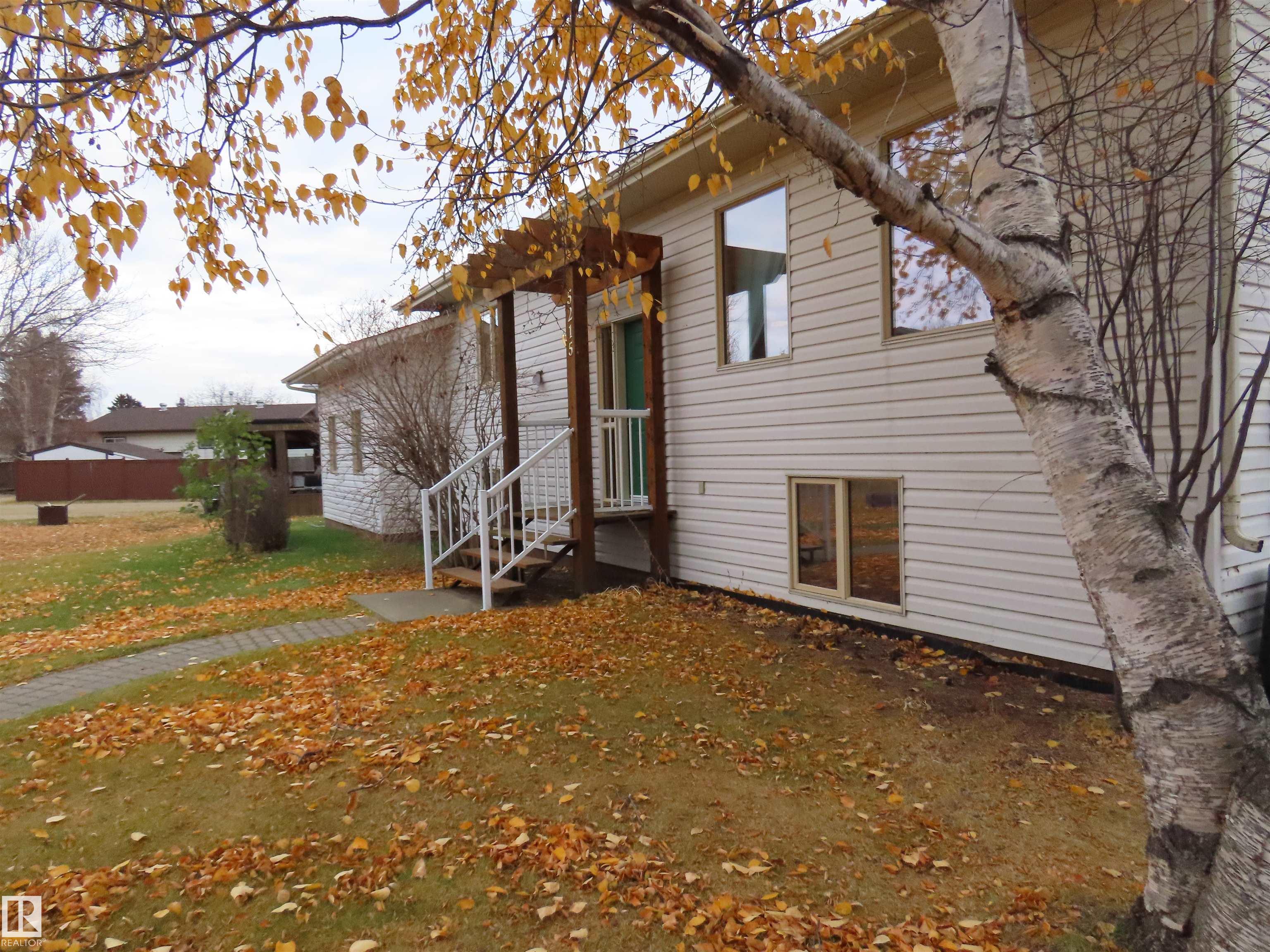49 Av Unit 5215 Ave, Onoway, AB T0E 1V0