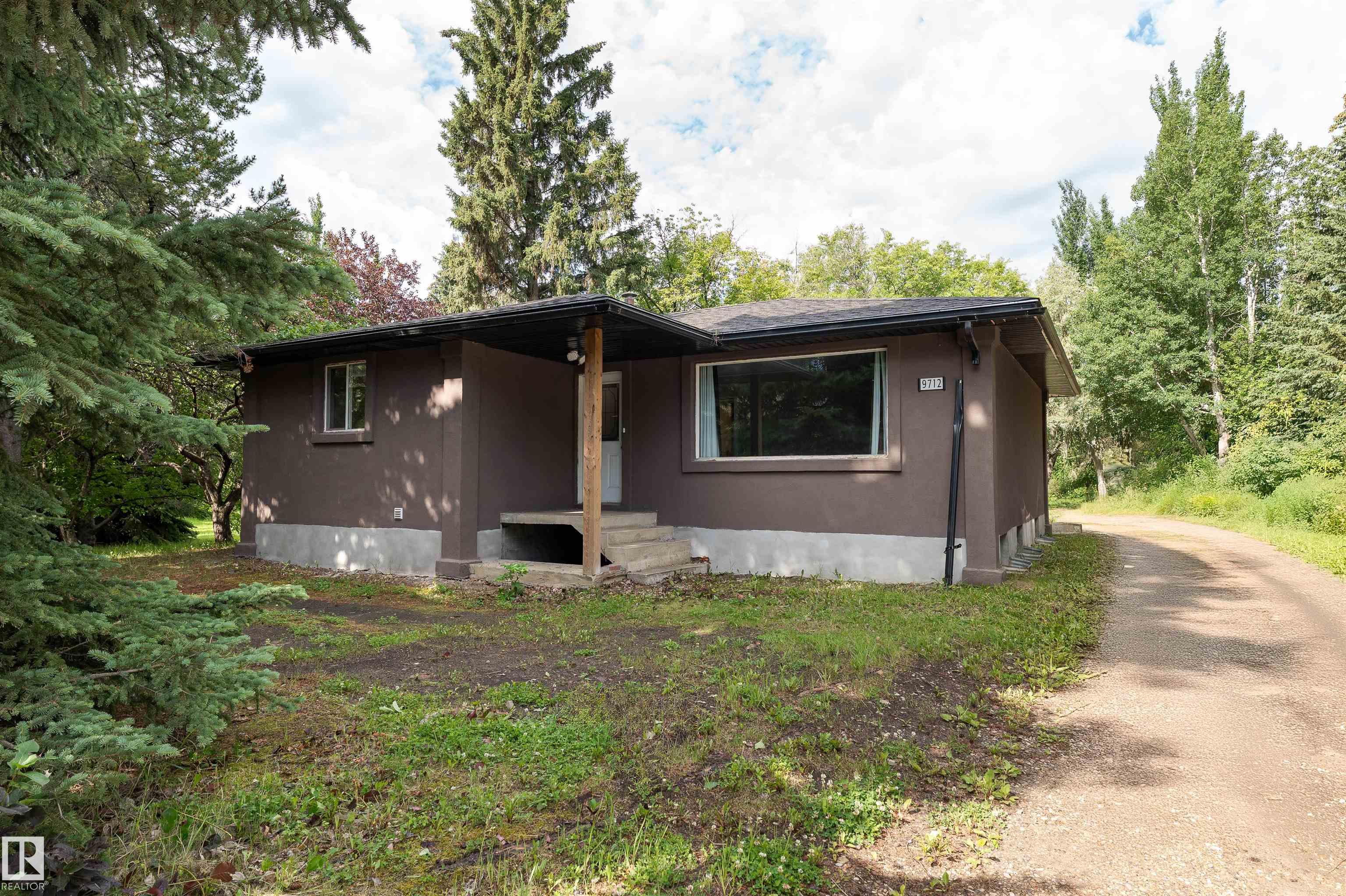209 St Nw Unit 9712 St, Edmonton, AB T5T 5X9