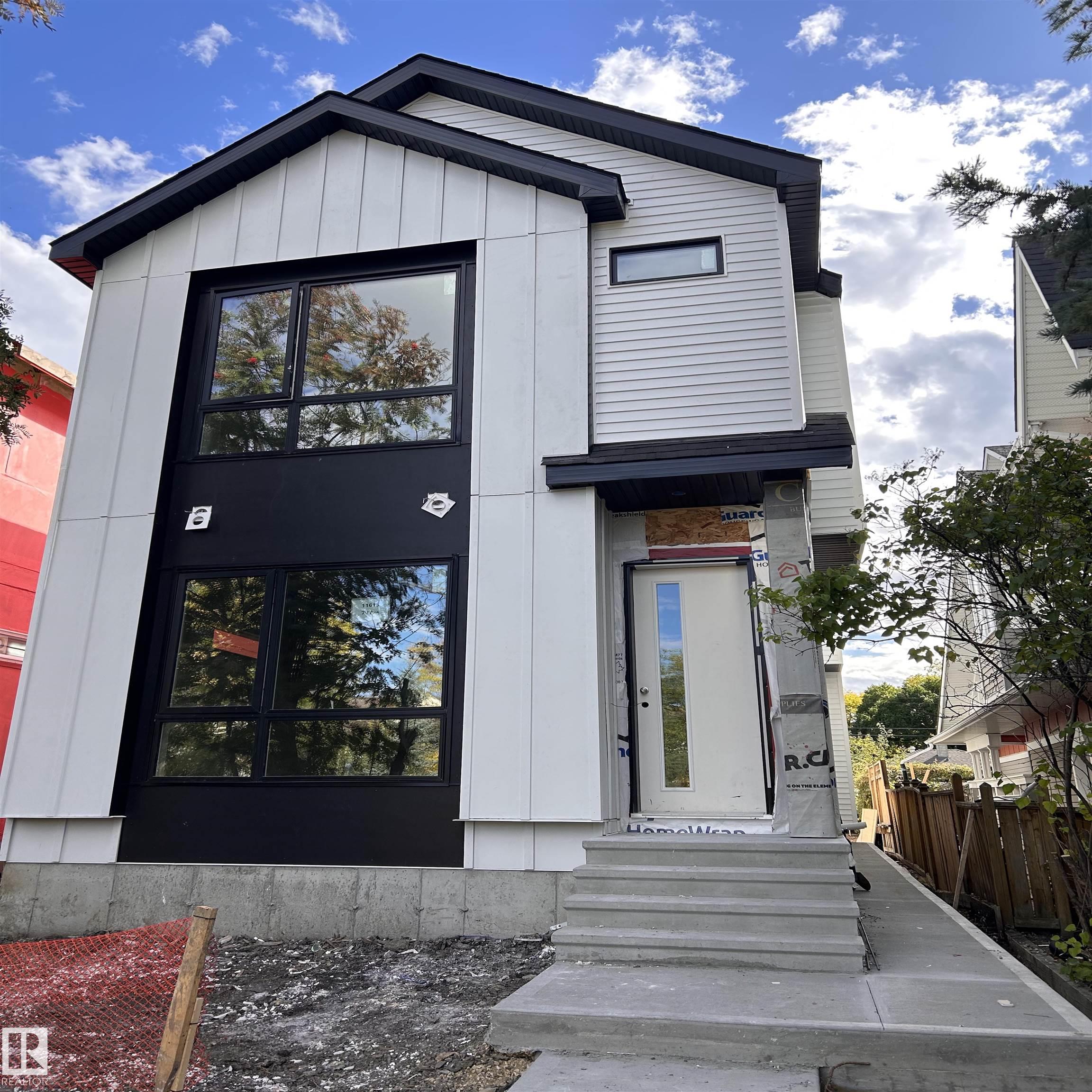 79 Av Nw Unit 11613 Ave, Edmonton, AB T5X 6C5