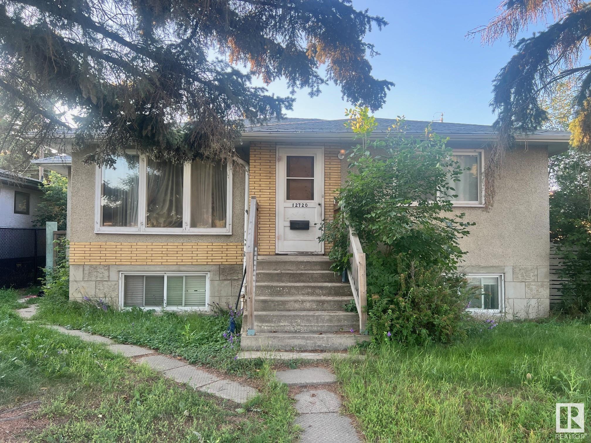 135 Av Nw Unit 12720 Ave, Edmonton, AB T5L 3X5