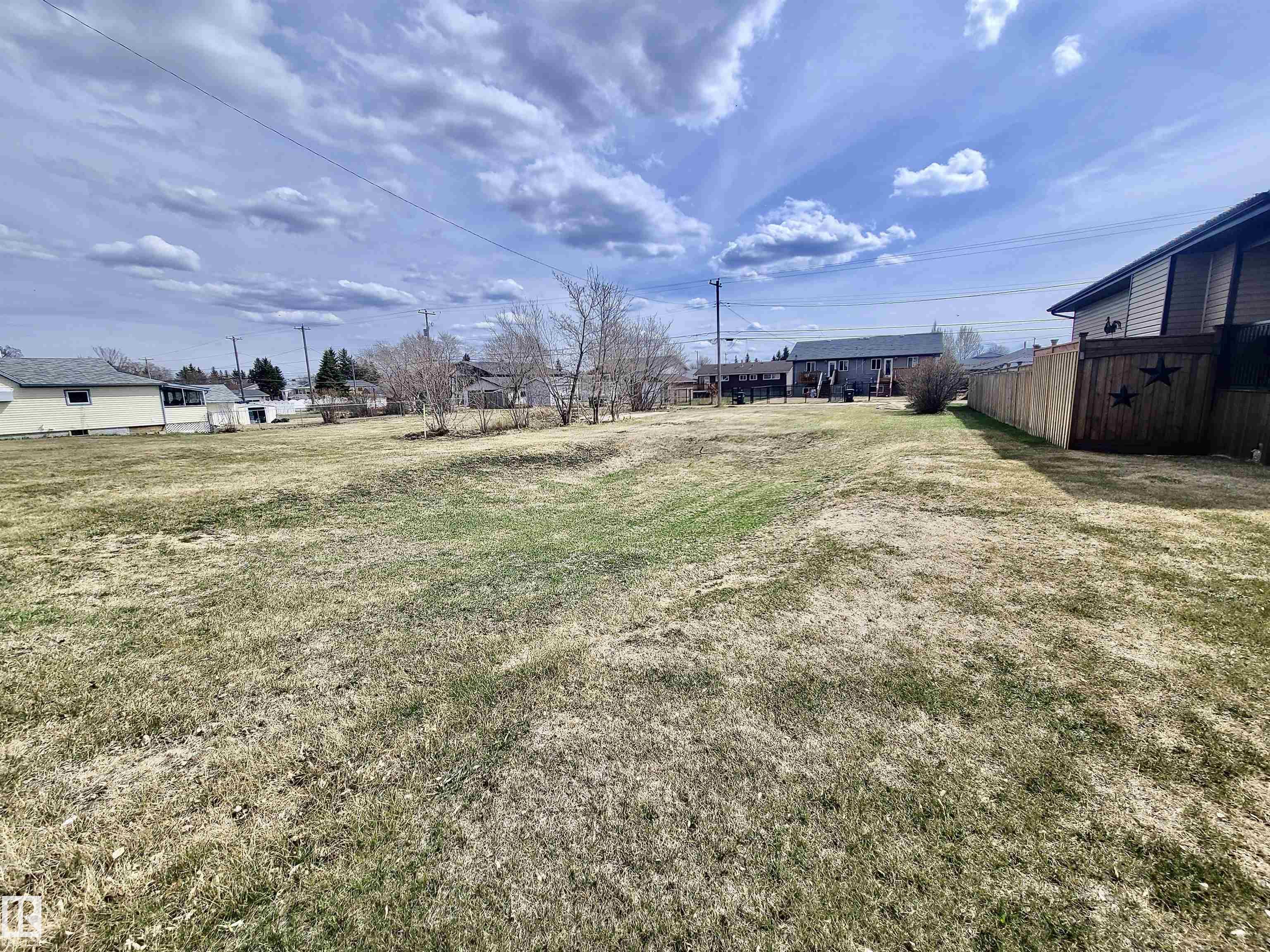 47 Av Unit 4921 Ave, St. Paul Town, AB T0A 3A4