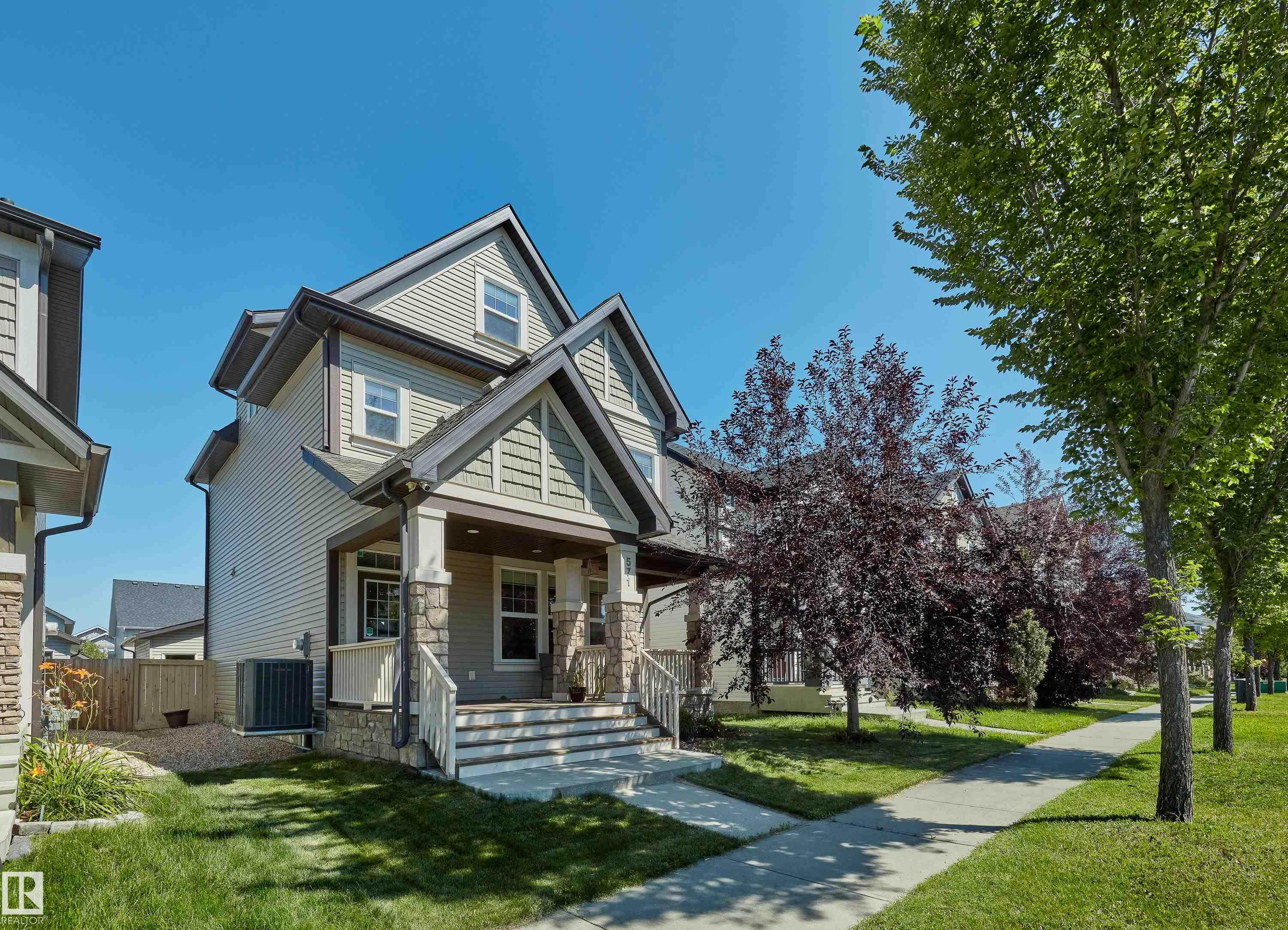 571 Allard Bv Blvd SW, Edmonton, AB T6W 0X4