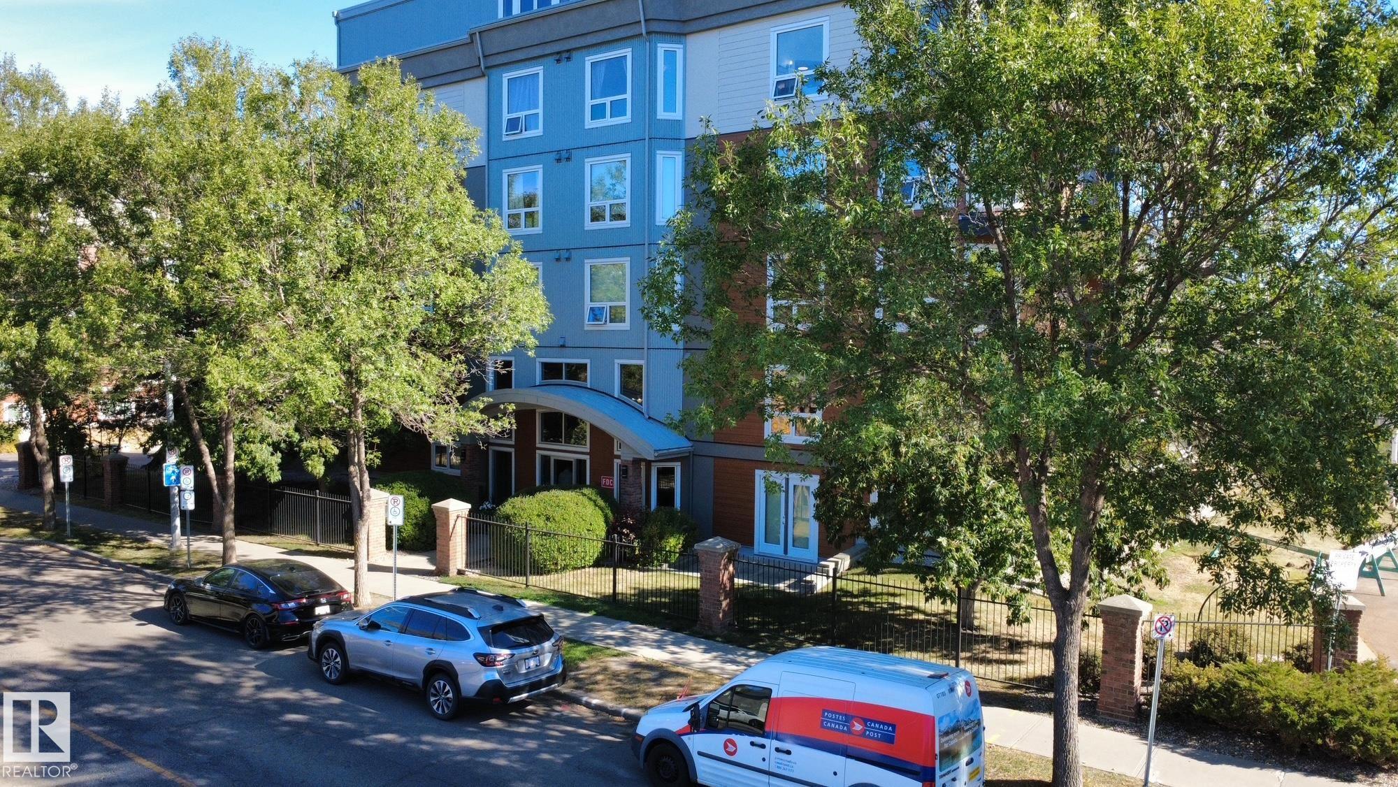 7839 96 Street Northwest #508, Edmonton, AB T6C 4R4
