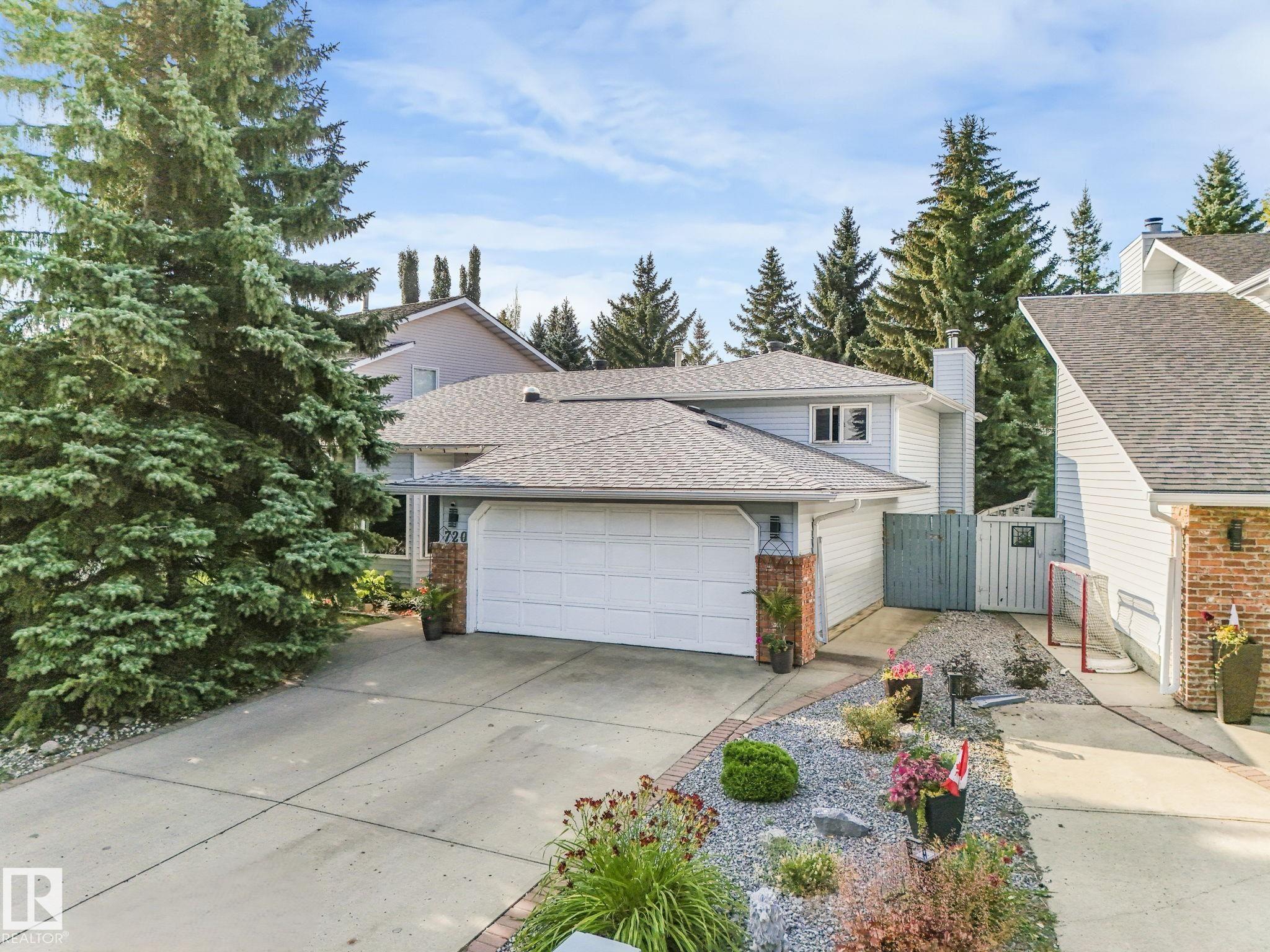 720 Hendra Cr Cres NW, Edmonton, AB T6R 1S6