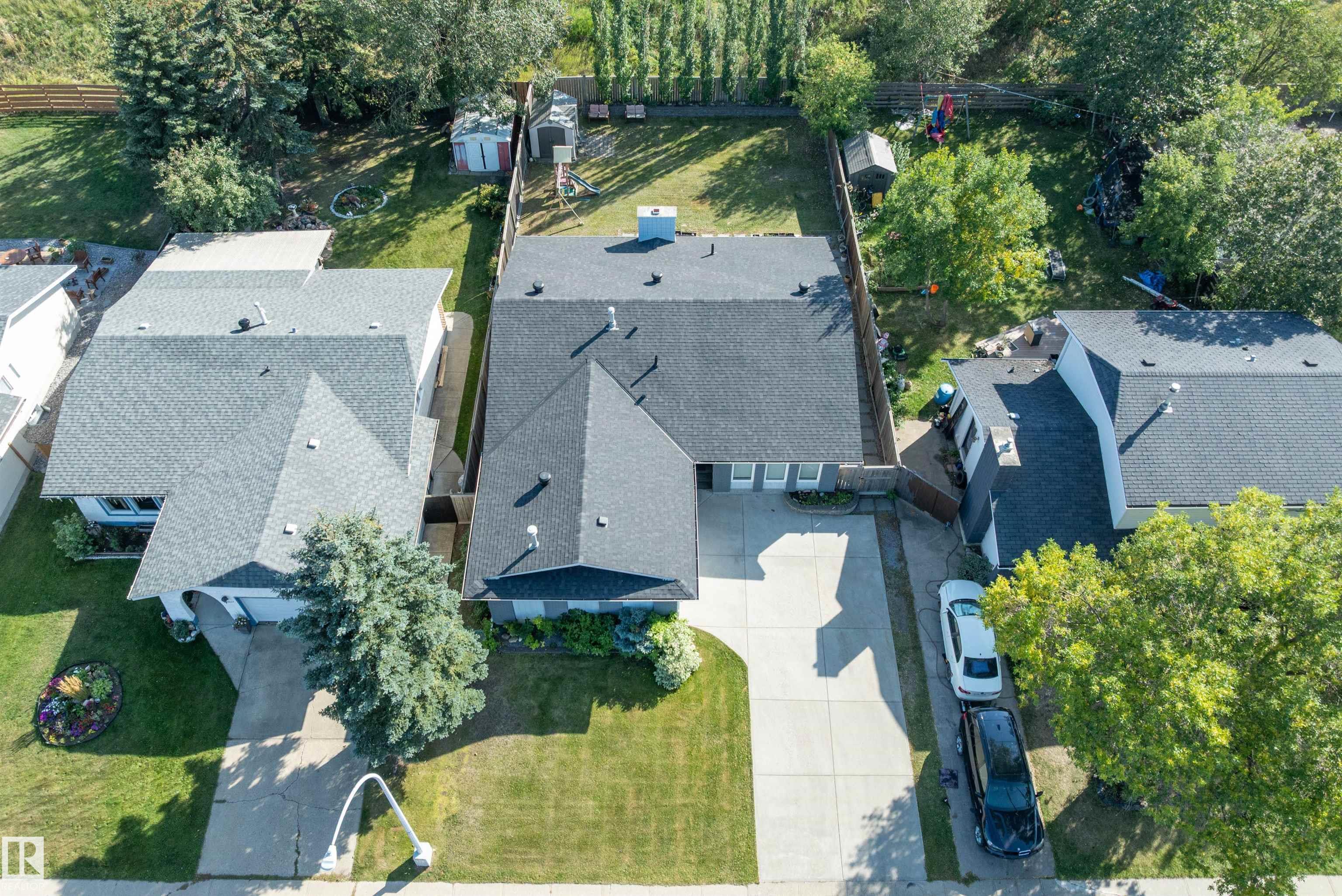 80 Av Nw Unit 18211 Ave, Edmonton, AB T5T 0V3