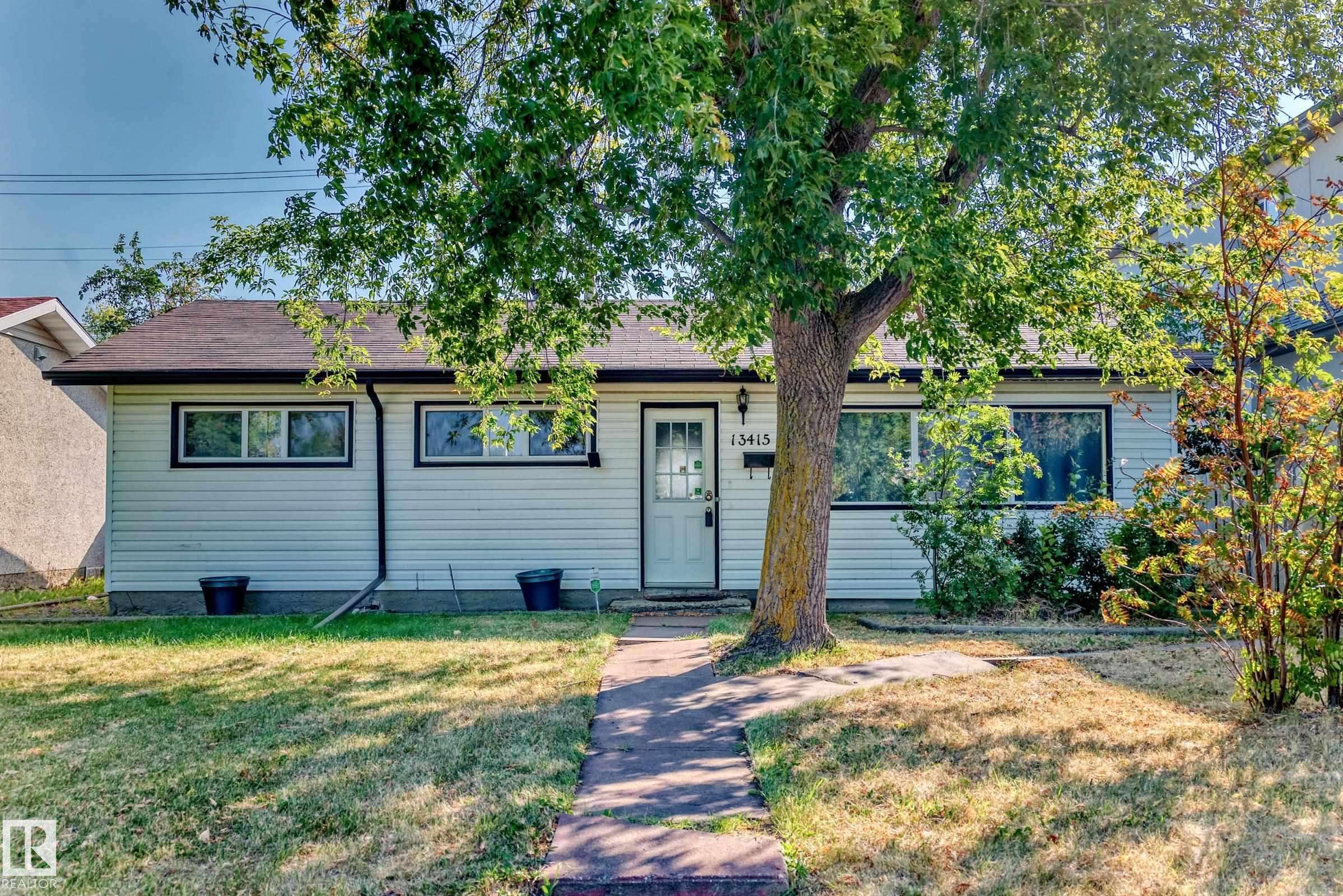 109 St Nw Unit 13415 St, Edmonton, AB T5E 4Y6