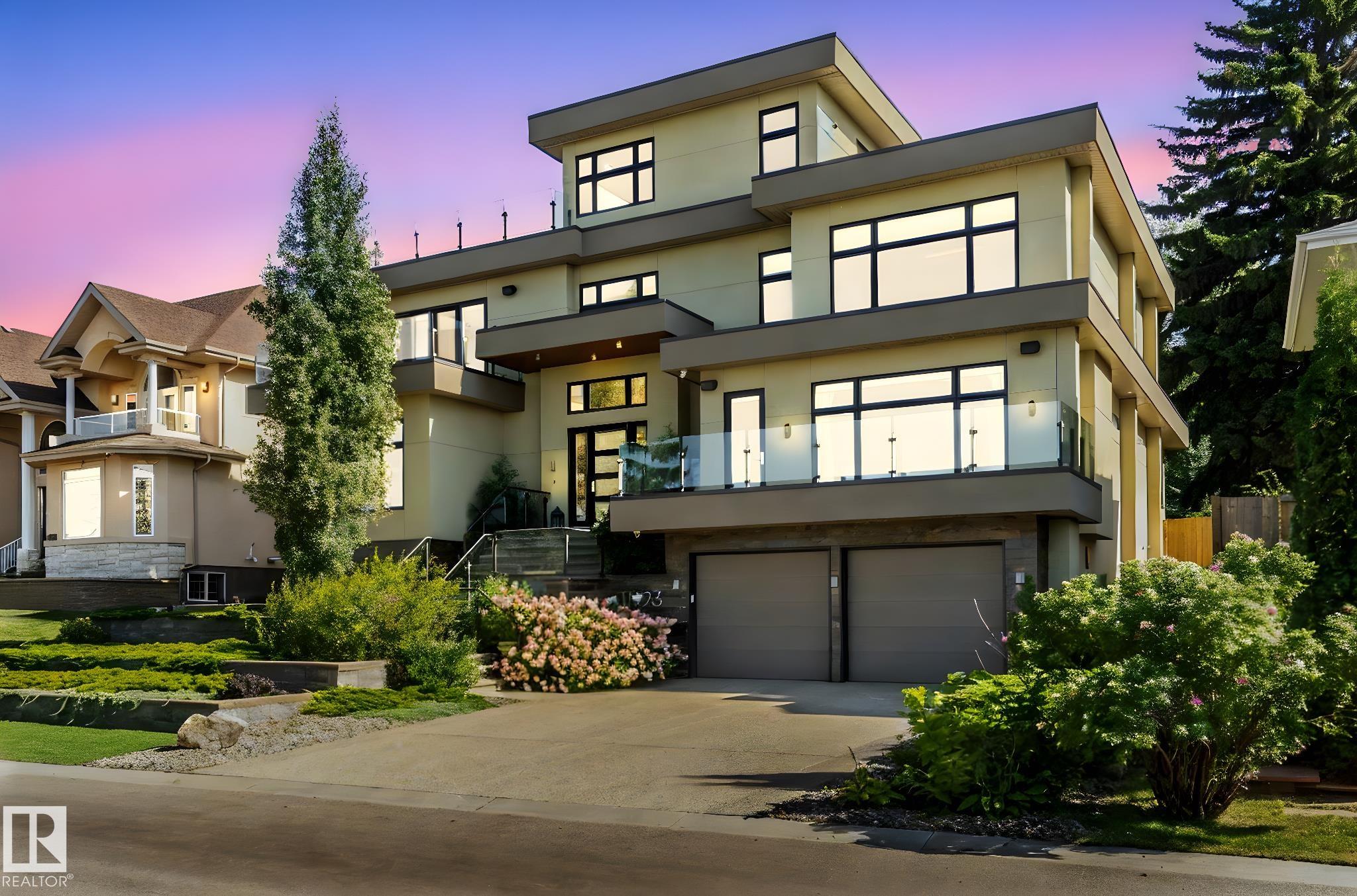 11823 Saskatchewan Dr NW, Edmonton, AB