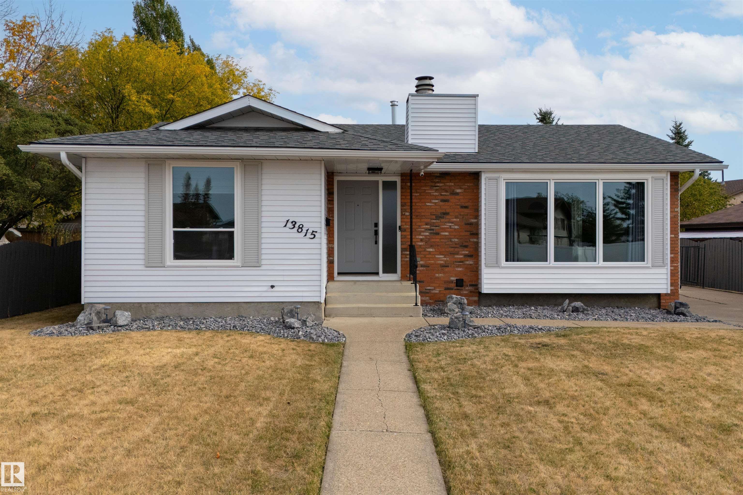 35 St Nw Unit 13815, Edmonton, AB T5Y 2E7