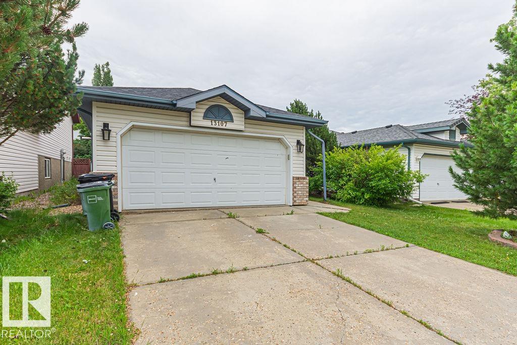 36 St Nw Unit 13107 St, Edmonton, AB T5A 5C7