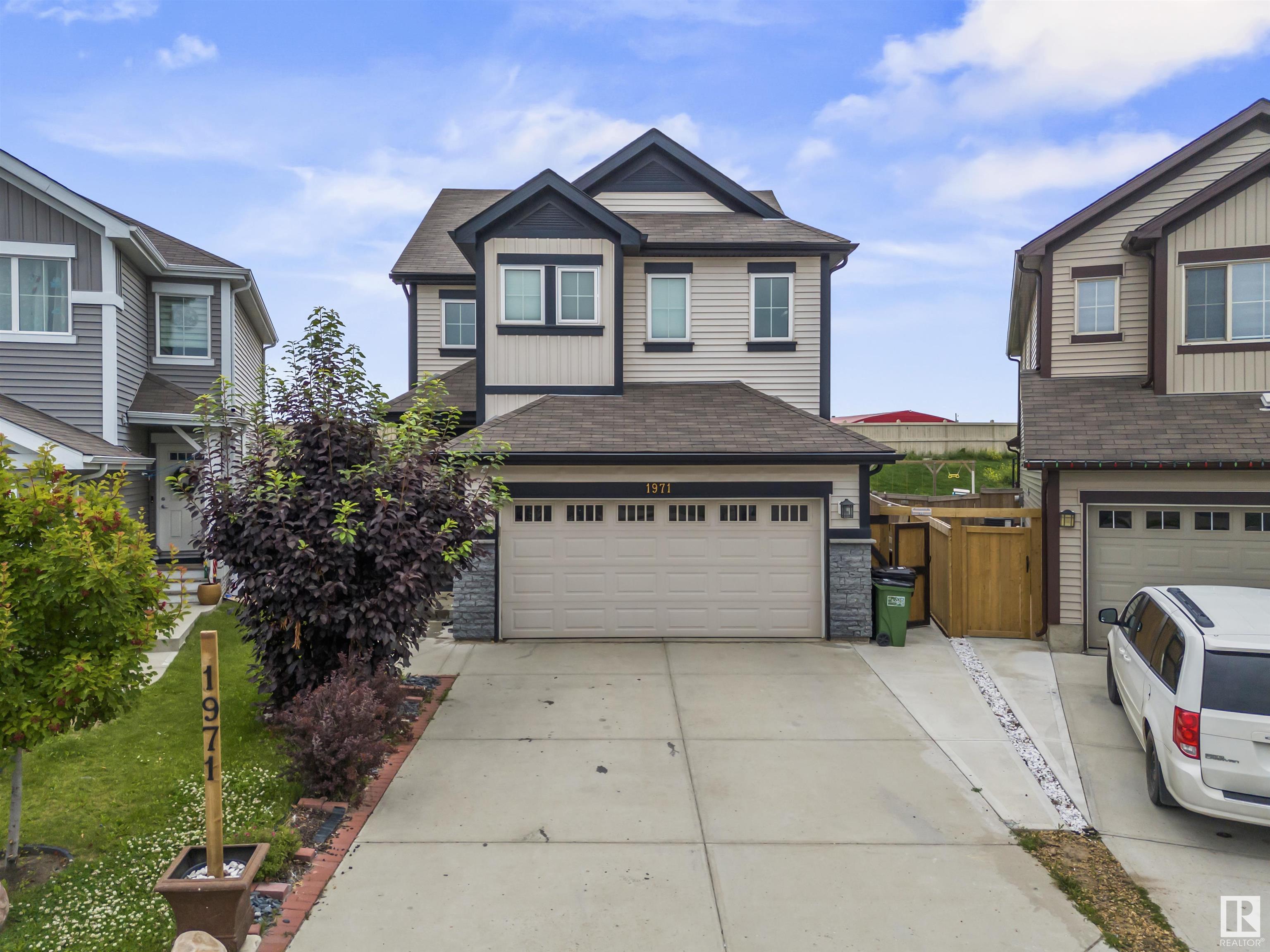 51 Street Sw Unit 1971, Edmonton, AB T6X 1Y4