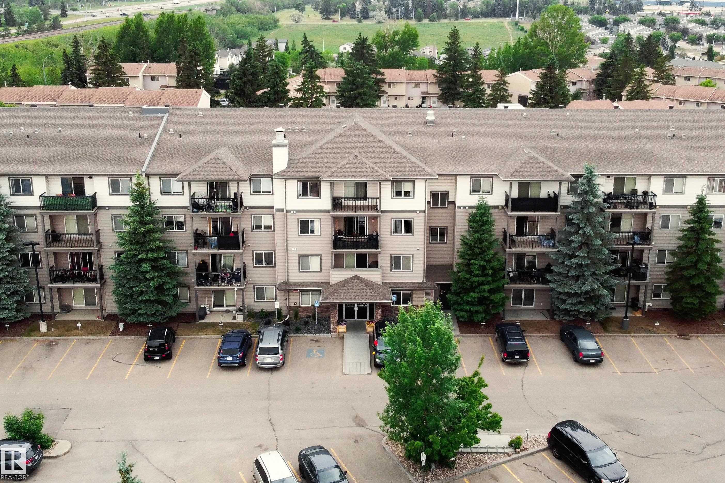 1180 Hyndman Road Northwest #219, Edmonton, AB T5A 0P8