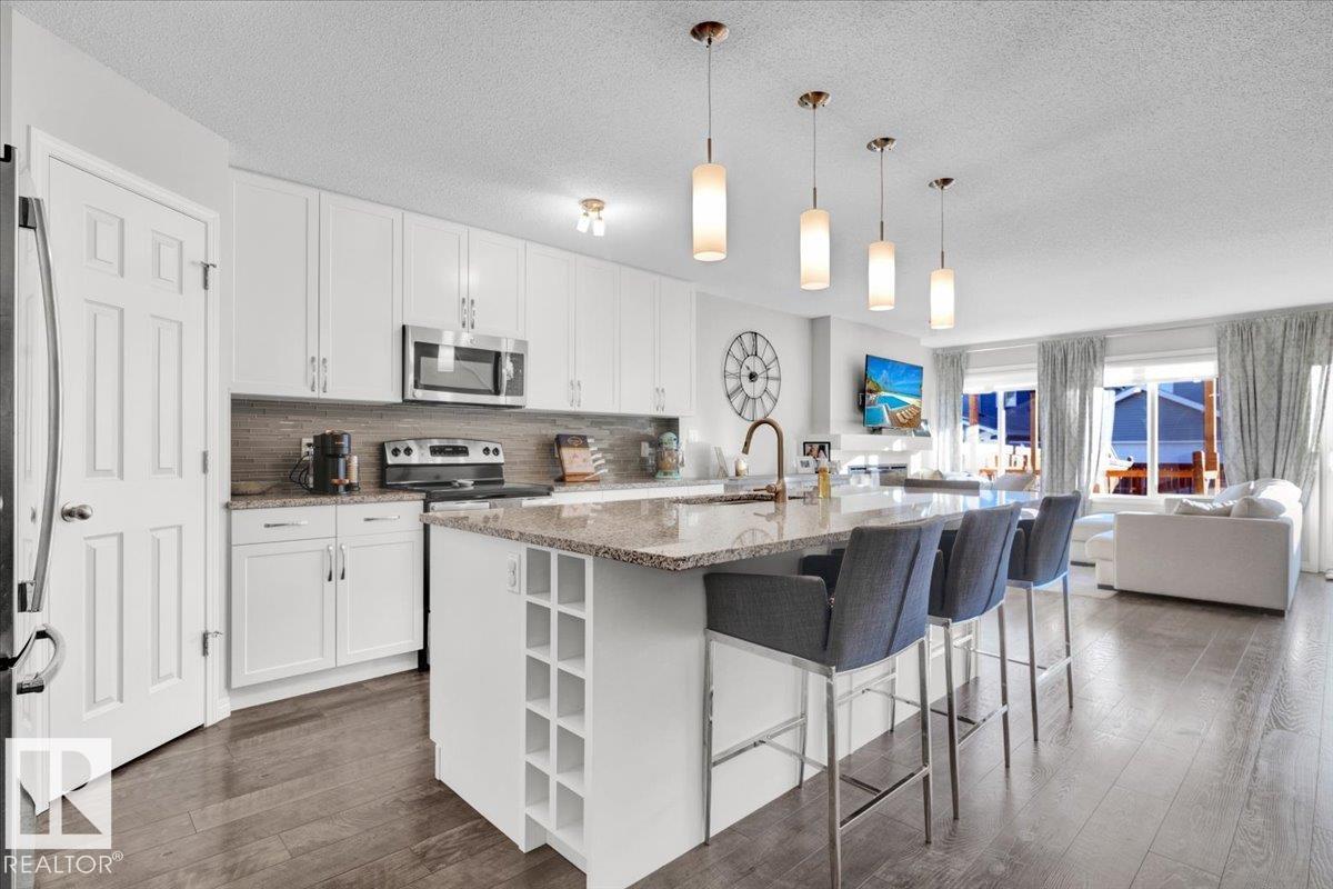 86 St Sw Unit 2211 St, Edmonton, AB T6X 2G2