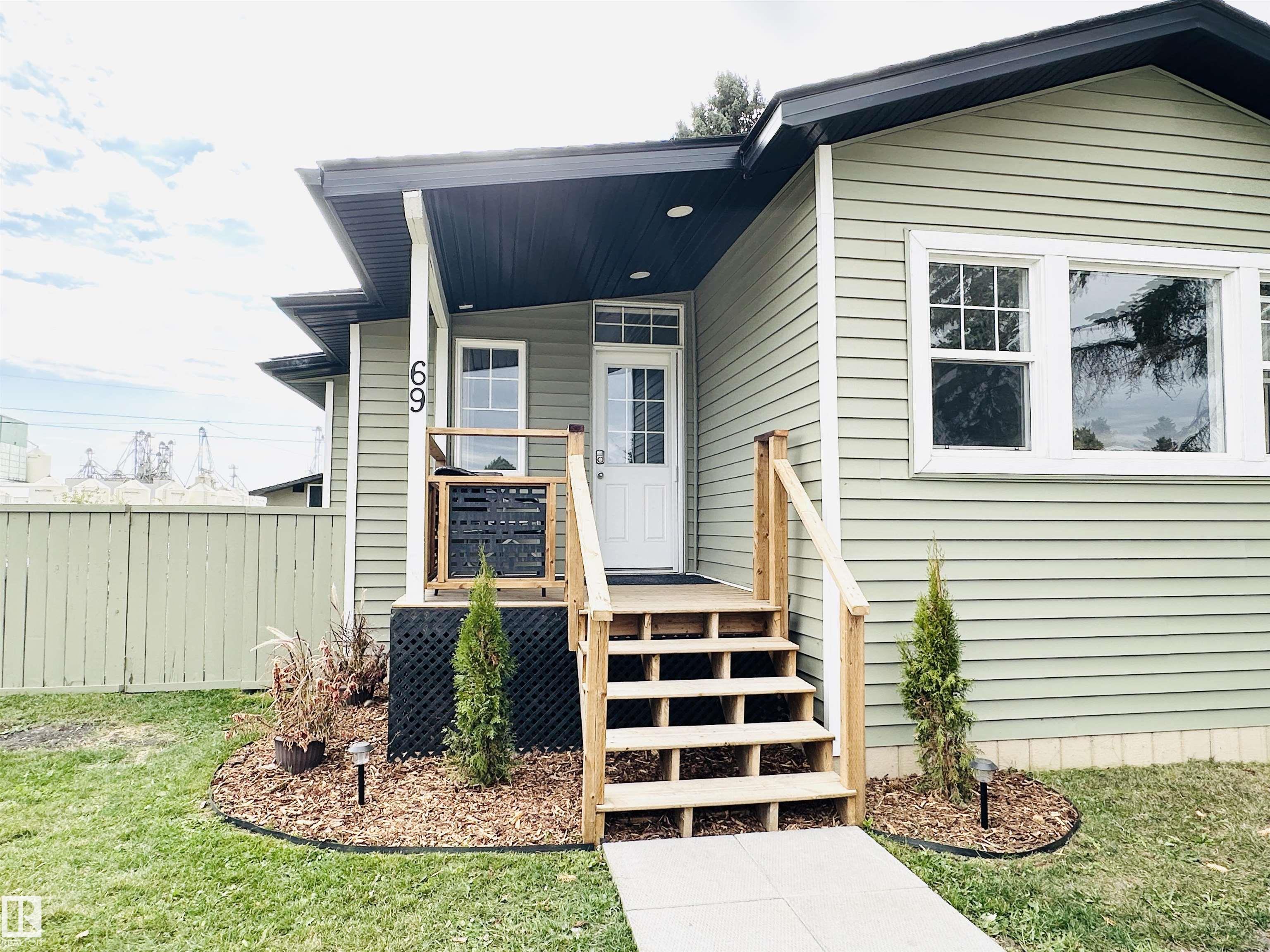4204 47 Street #69, Wetaskiwin, AB T9A 2H5