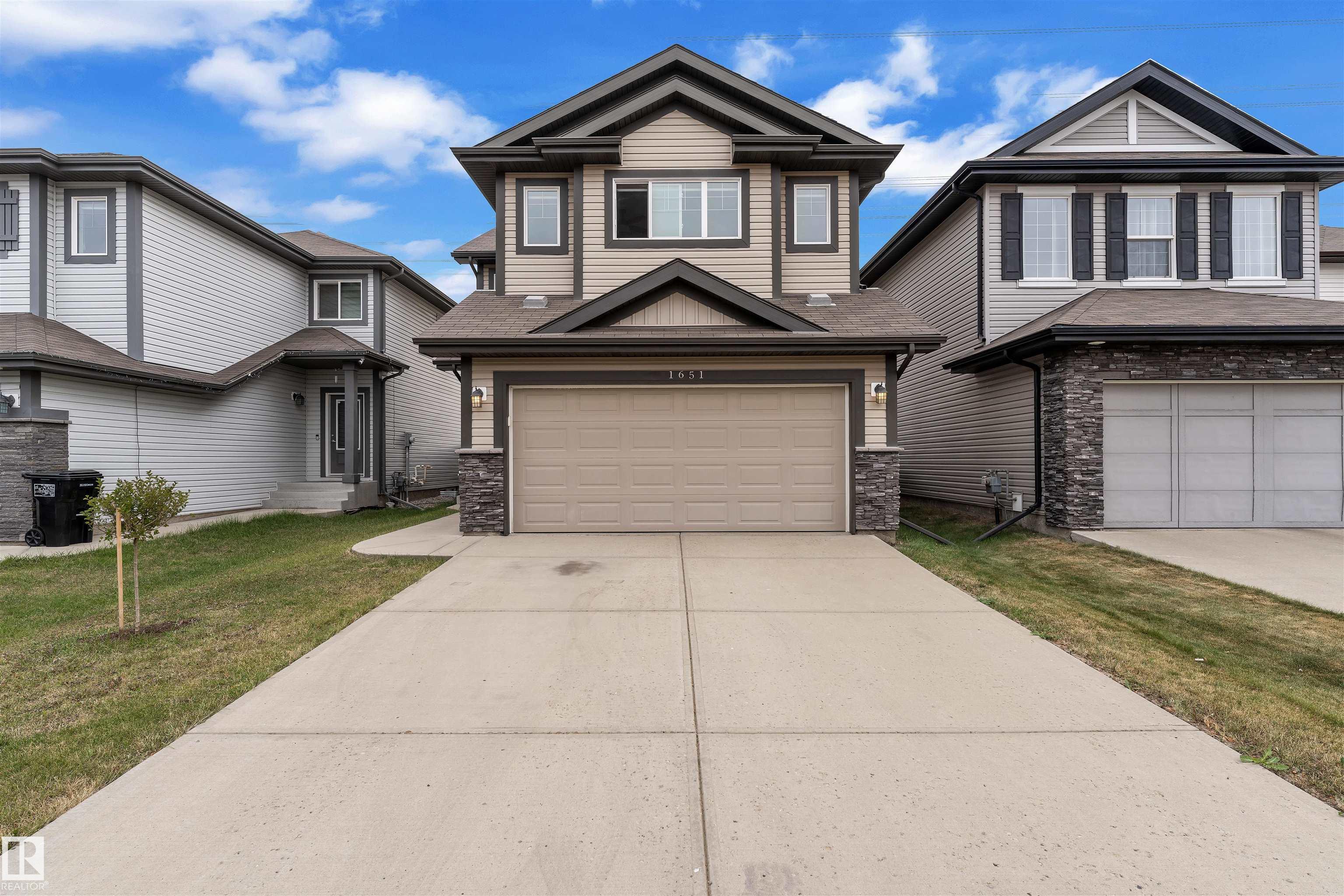 28 St Nw Unit 1651 St, Edmonton, AB T6T 0R7