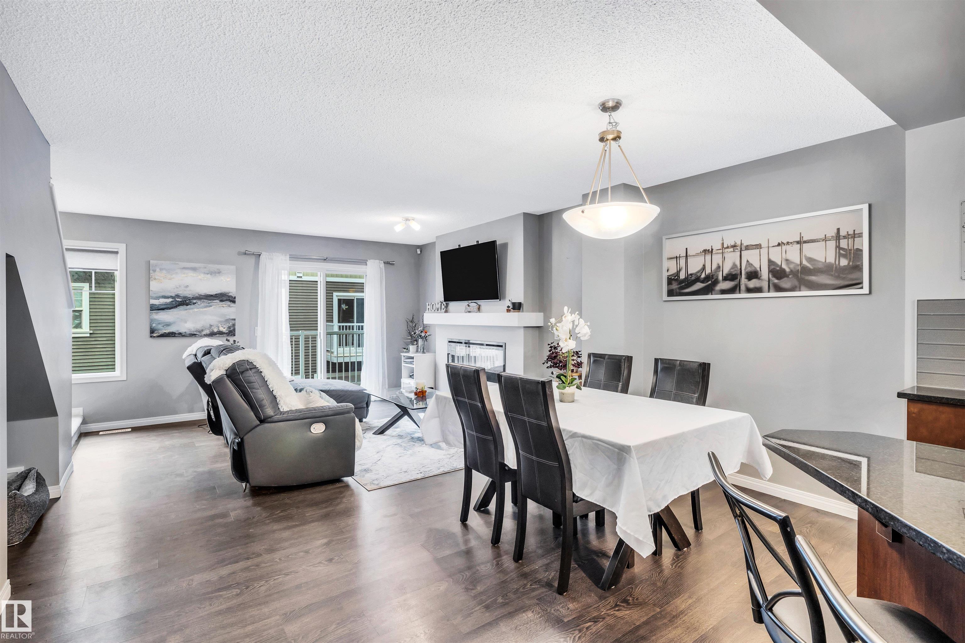 4050 Savaryn Drive Southwest #19, Edmonton, AB T6X 1R8