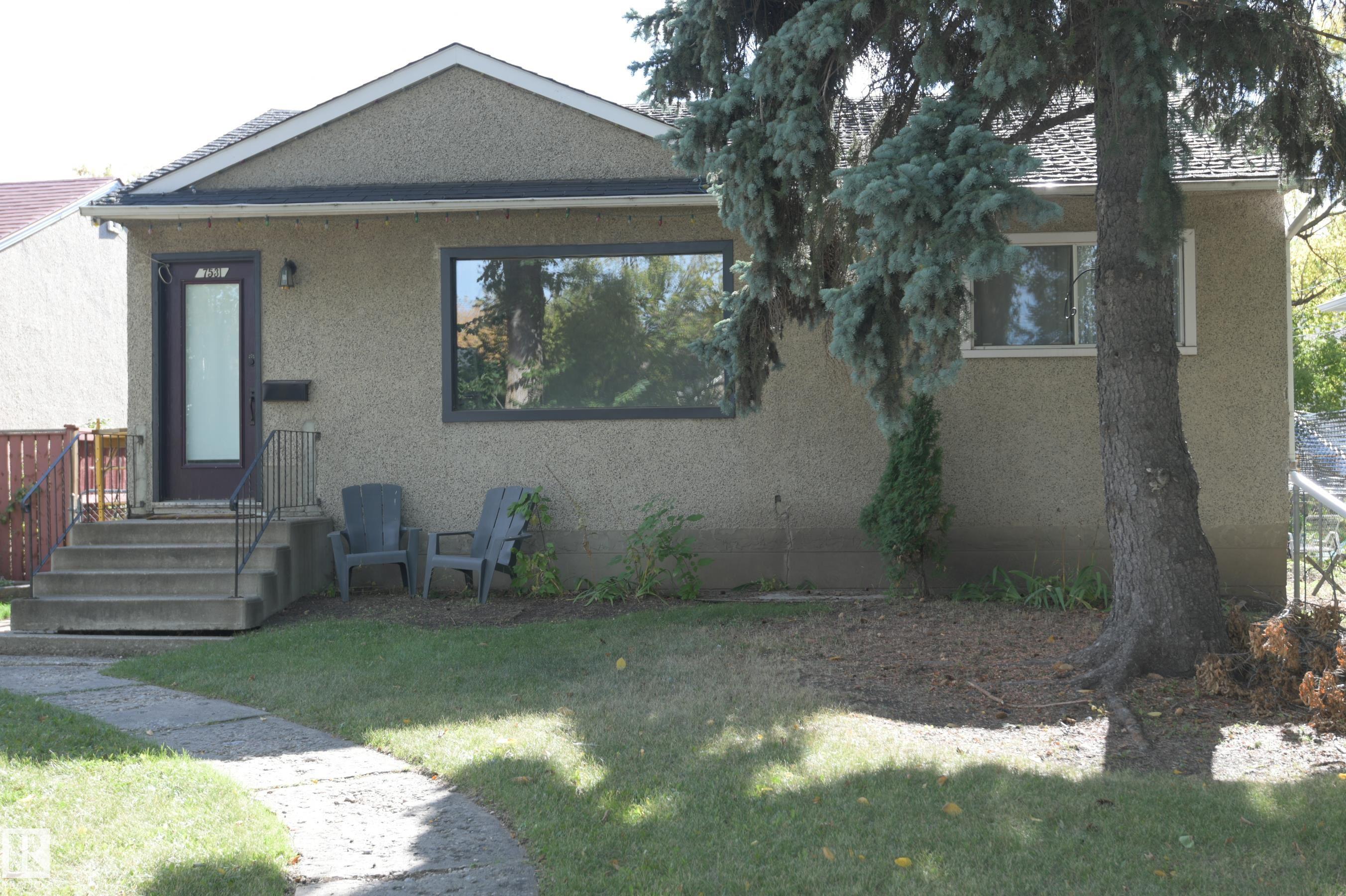 81 Av Nw Unit 7531 Ave, Edmonton, AB T6C 0V4