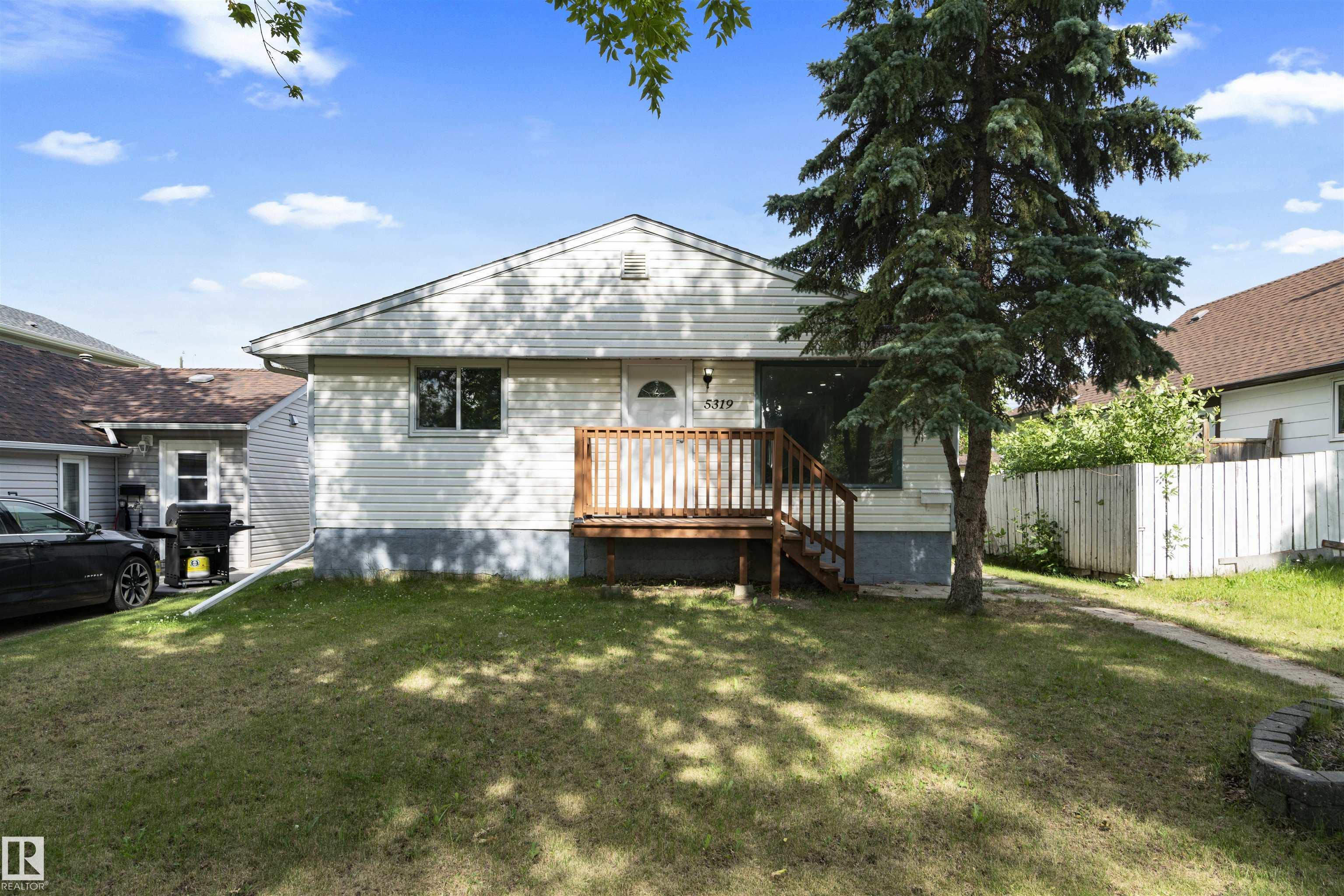 55 St Unit 5319 St, Camrose, AB T4V 2B9